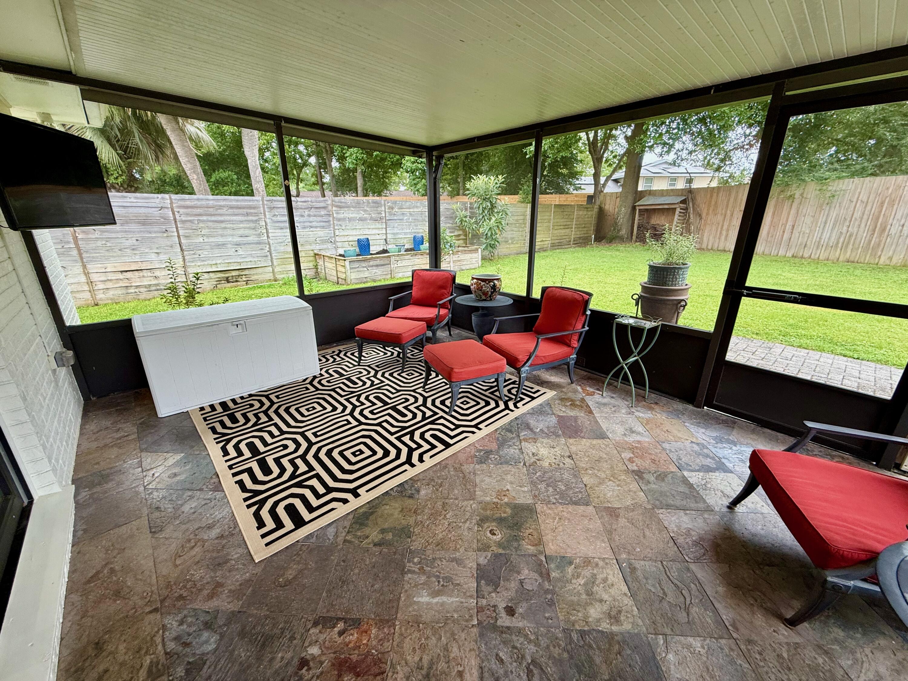 EASTWOOD 7TH ADDN - Residential