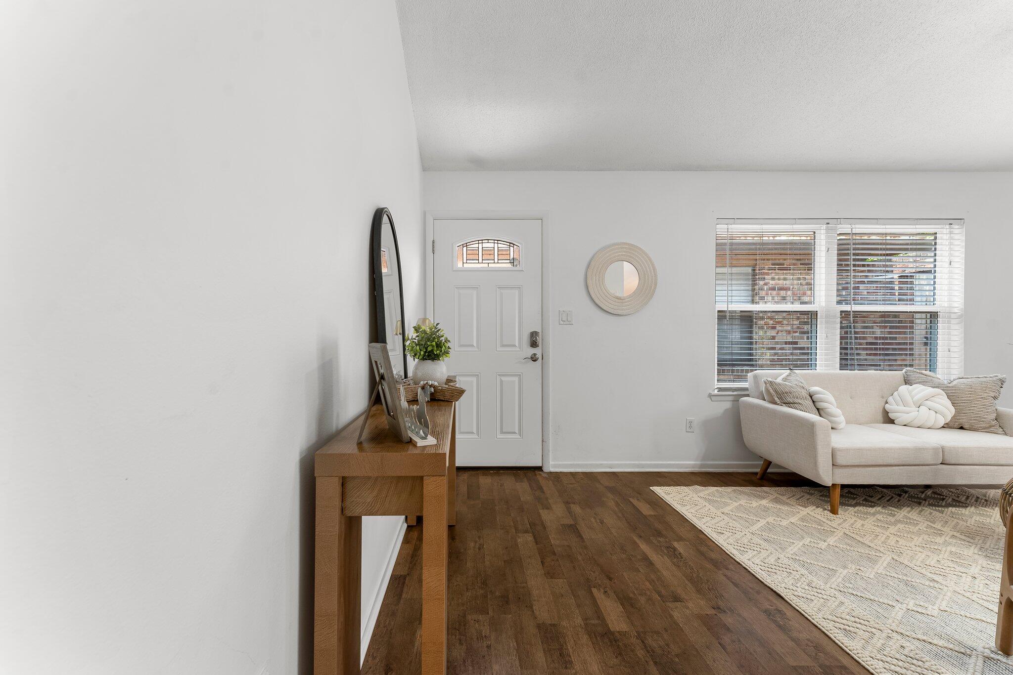 INDIAN OAKS - Residential Lease