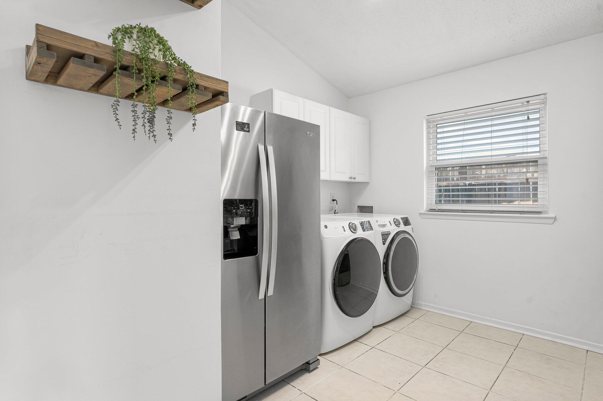 INDIAN OAKS - Residential Lease