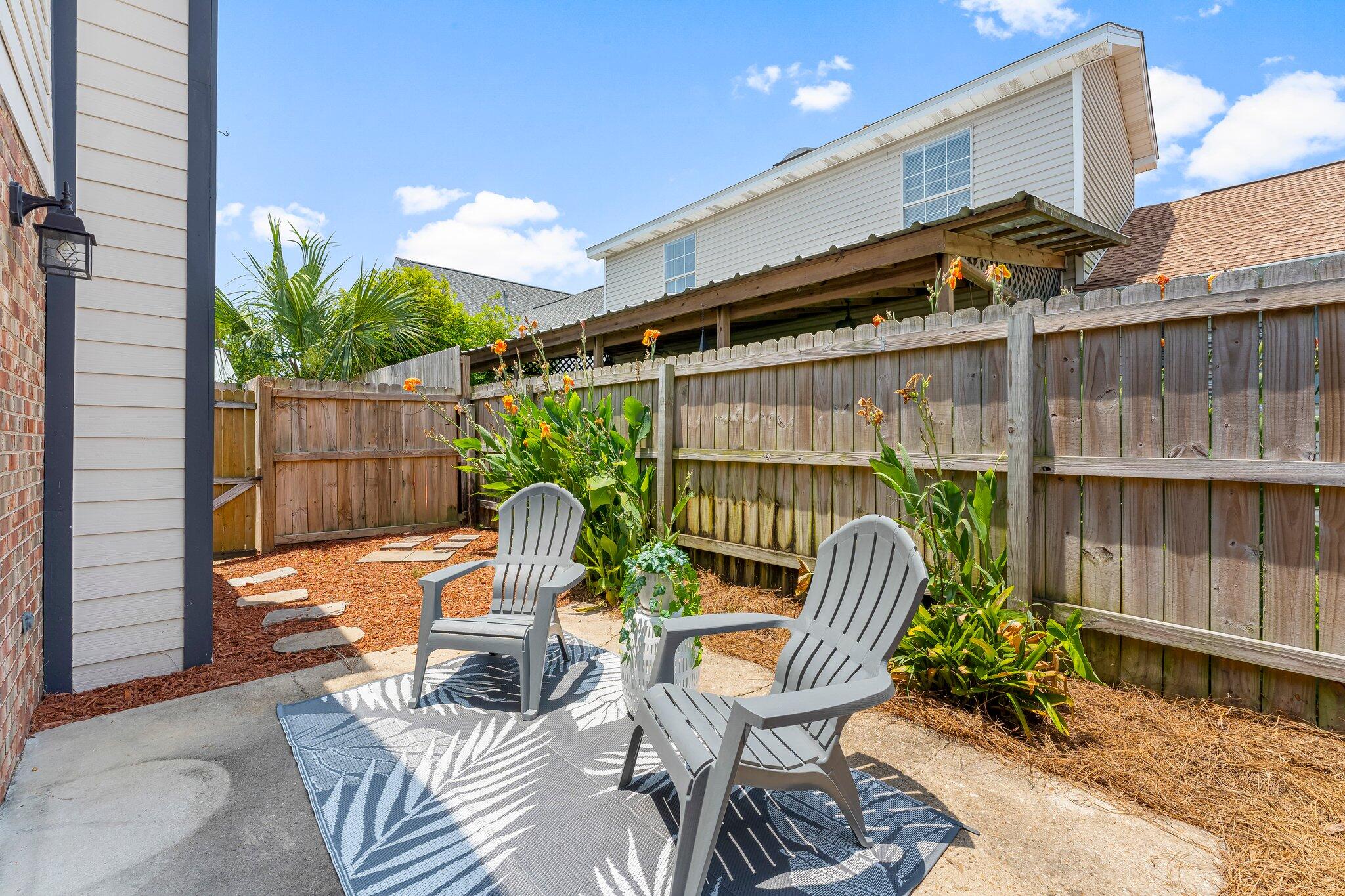 INDIAN OAKS - Residential Lease