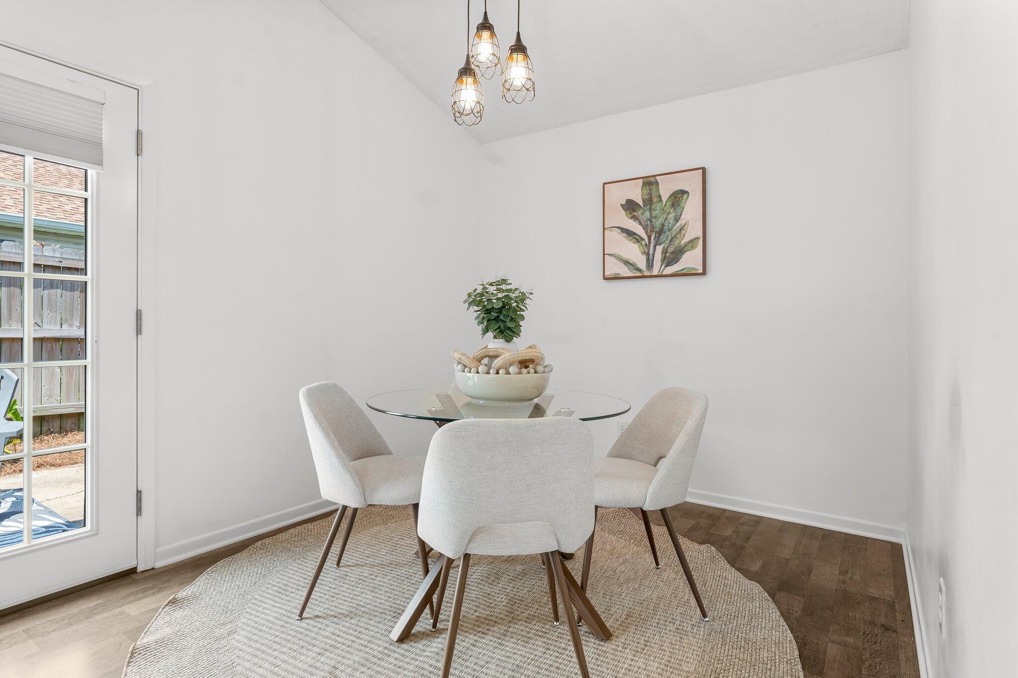 INDIAN OAKS - Residential Lease