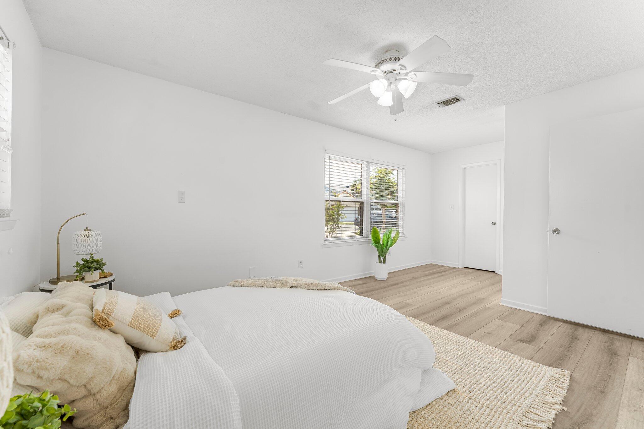INDIAN OAKS - Residential Lease