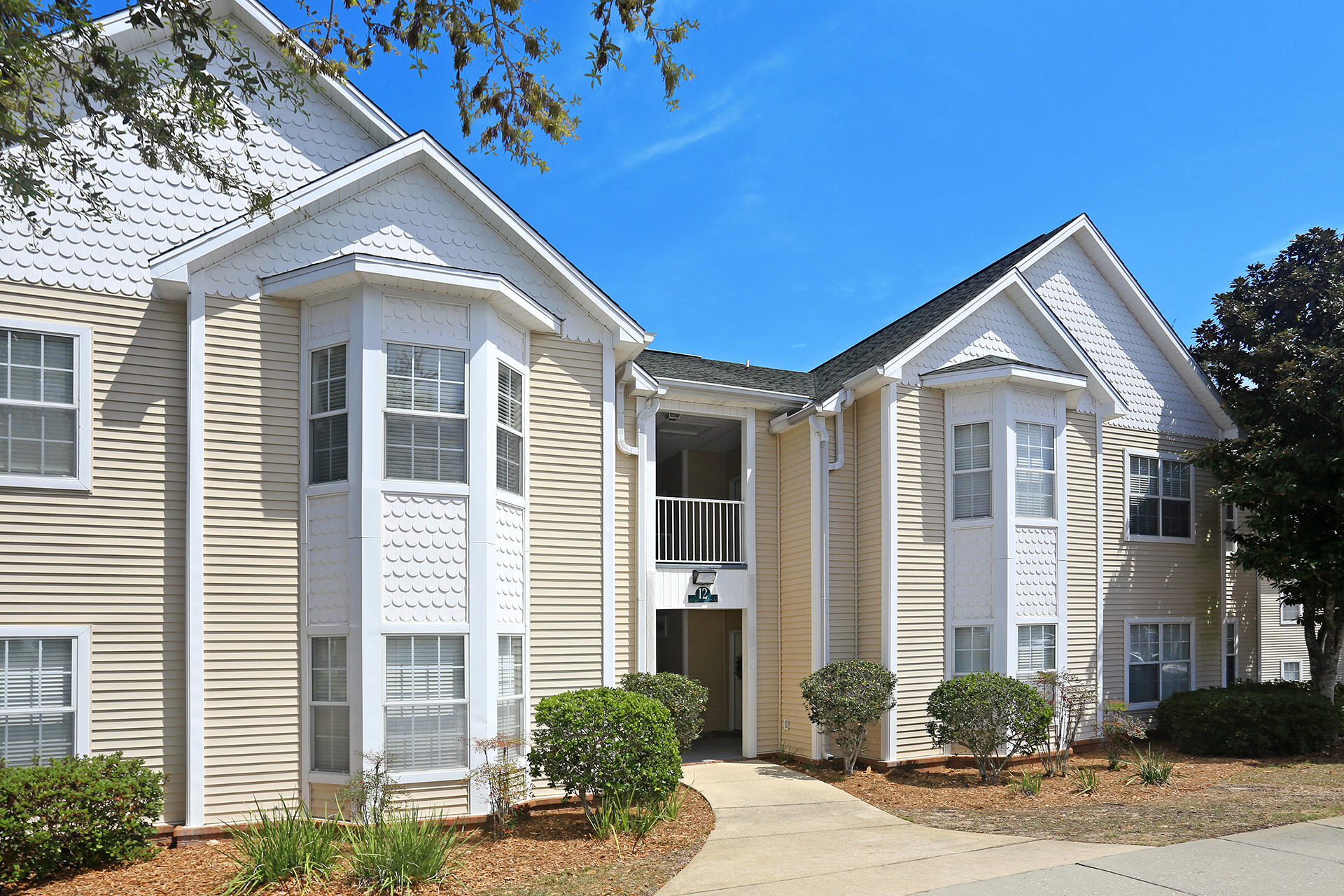 THE OAKS AT NICEVILLE - Residential