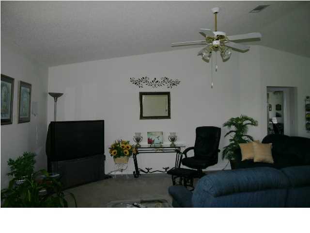 COUNTRYVIEW ESTATES 9TH ADDN - Residential