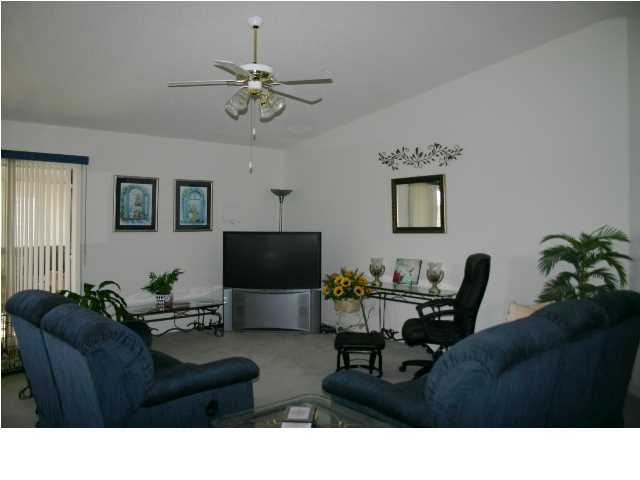 COUNTRYVIEW ESTATES 9TH ADDN - Residential