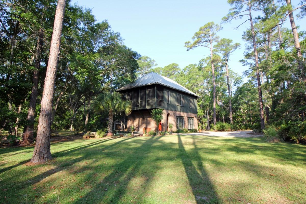 Woodland Bayou Estates - Residential