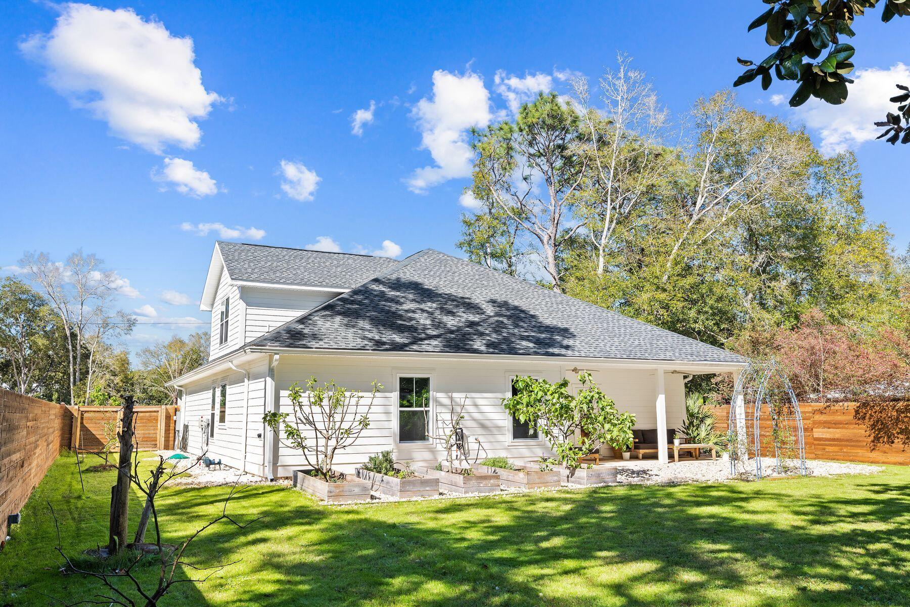 DAUGHETTES AMENDED - Residential