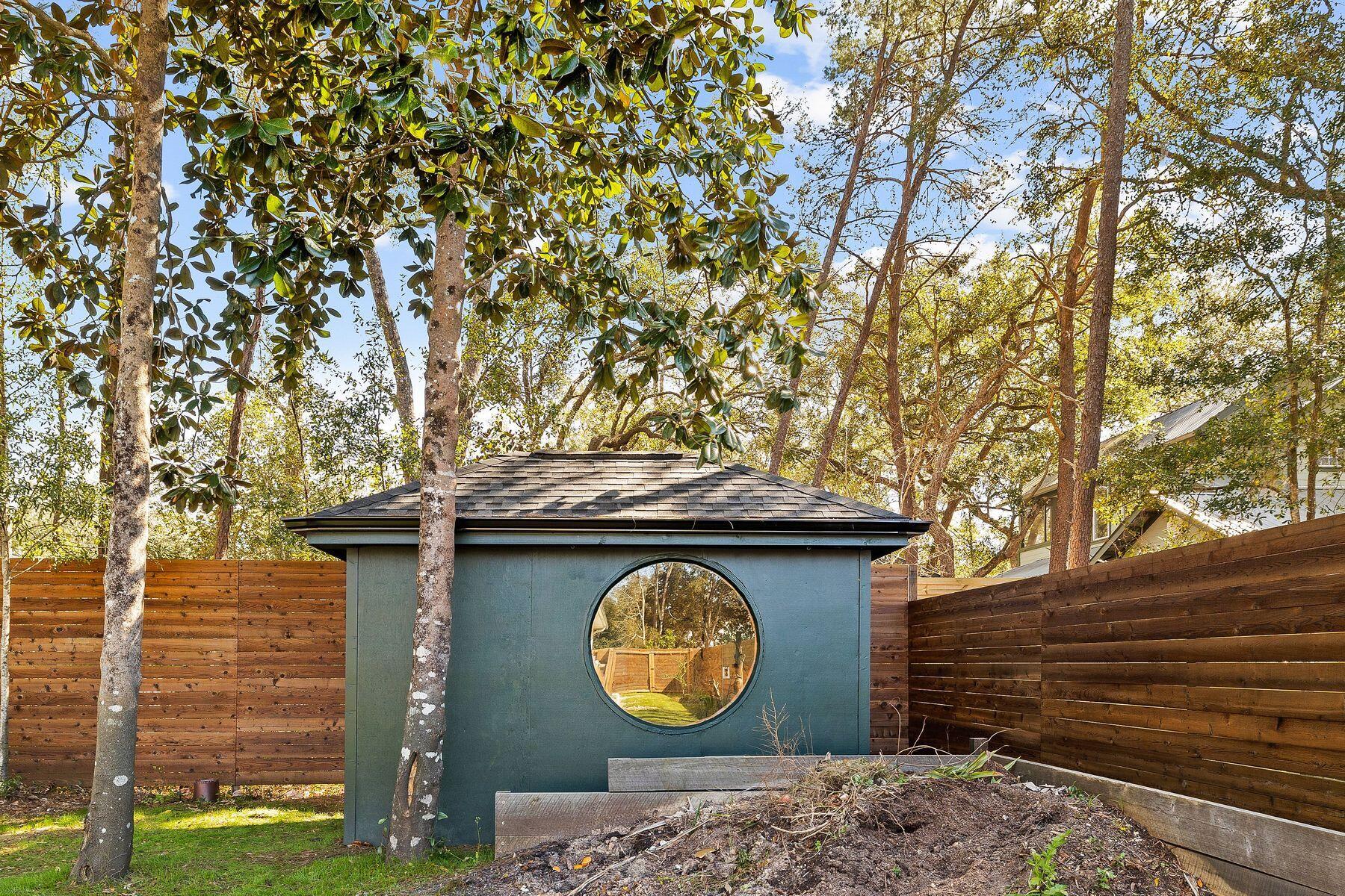DAUGHETTES AMENDED - Residential