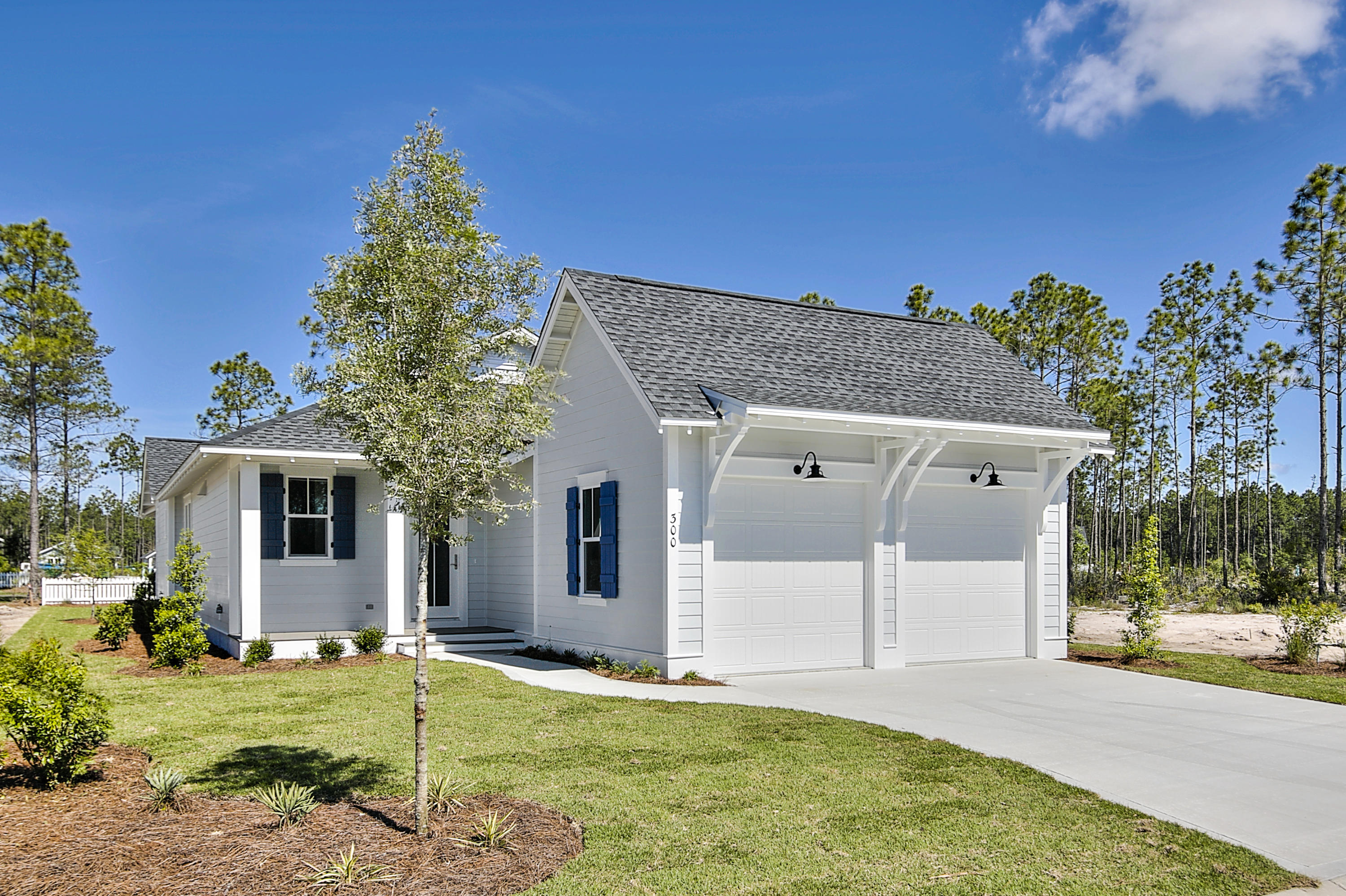 NEW CONSTRUCTION in Watersound Origins Neighborhood! Bayberry plan offers 1925 Sq.Ft., 3BR/3BA, and a 2 car garage. This home offers upgraded wood flooring throughout the house, custom lighting and tile bathroom floors. The kitchen includes quartz countertops, under cabinet lighting, Professional series stainless appliances with gas range and electric oven. Screened porch off back bordering private green space area. Amenities include community pool, cafe, fitness center, dock off Lake Powell, golf and miles of paths.