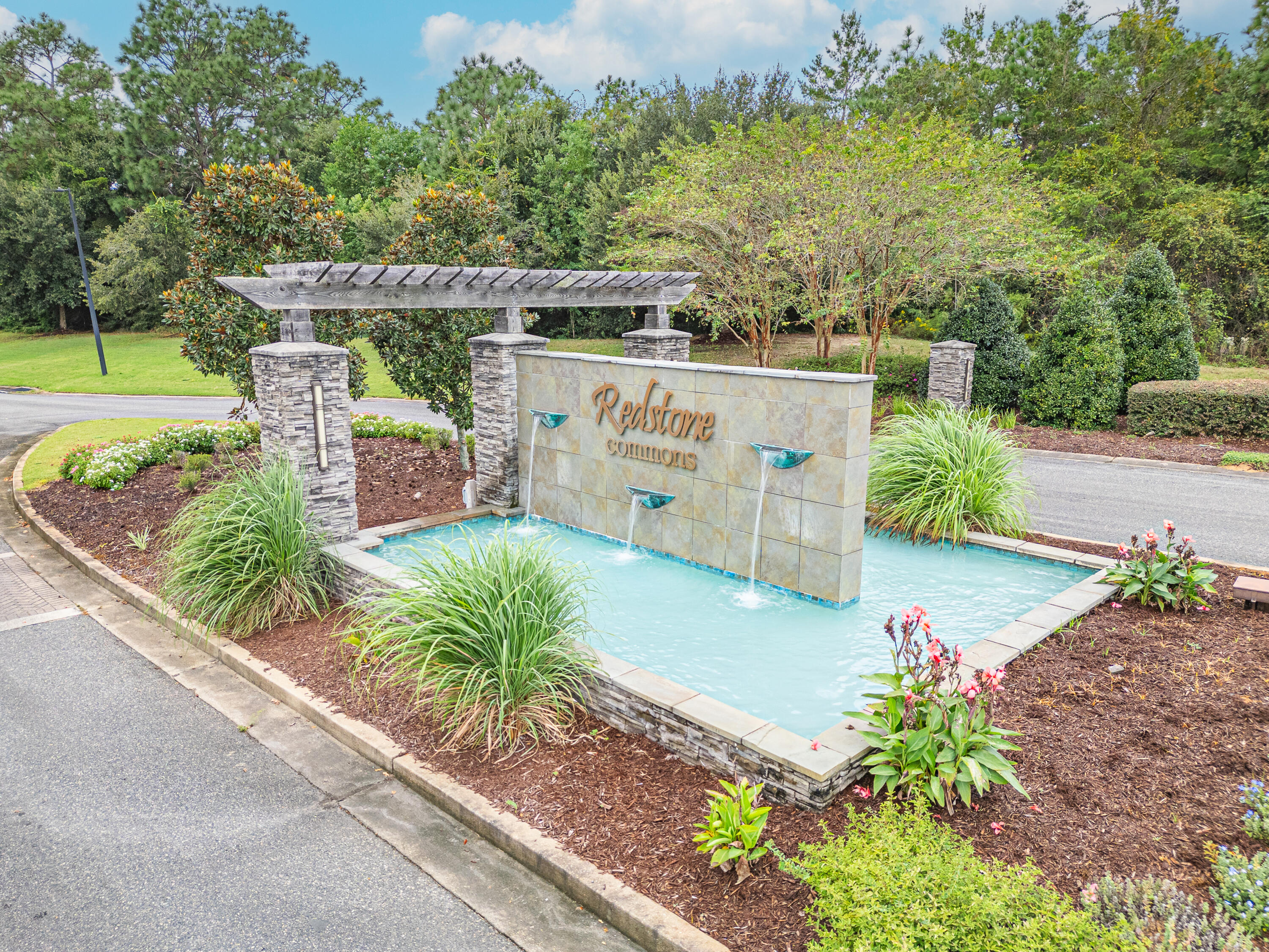 Redstone Commons Community - Residential