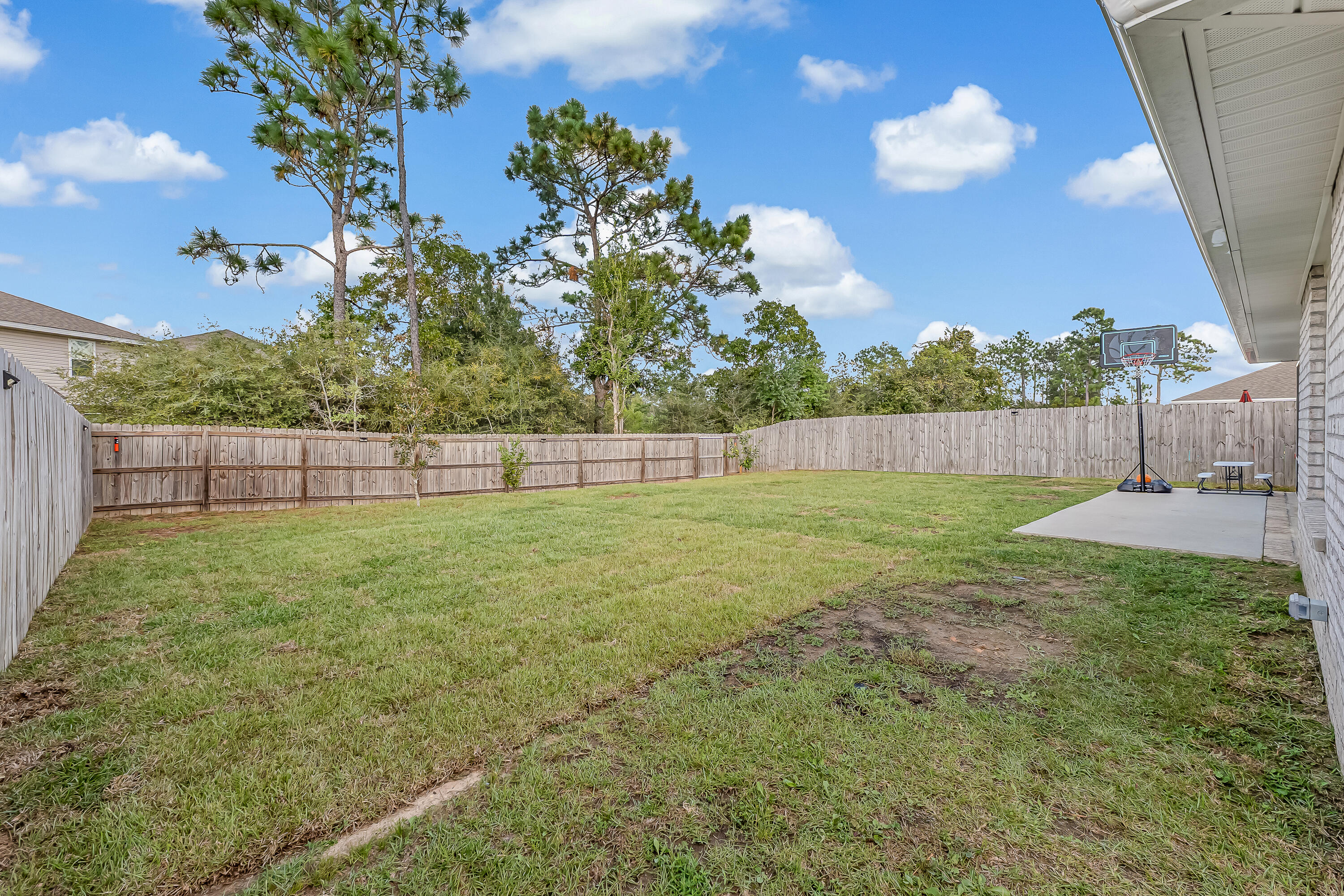 Redstone Commons Community - Residential