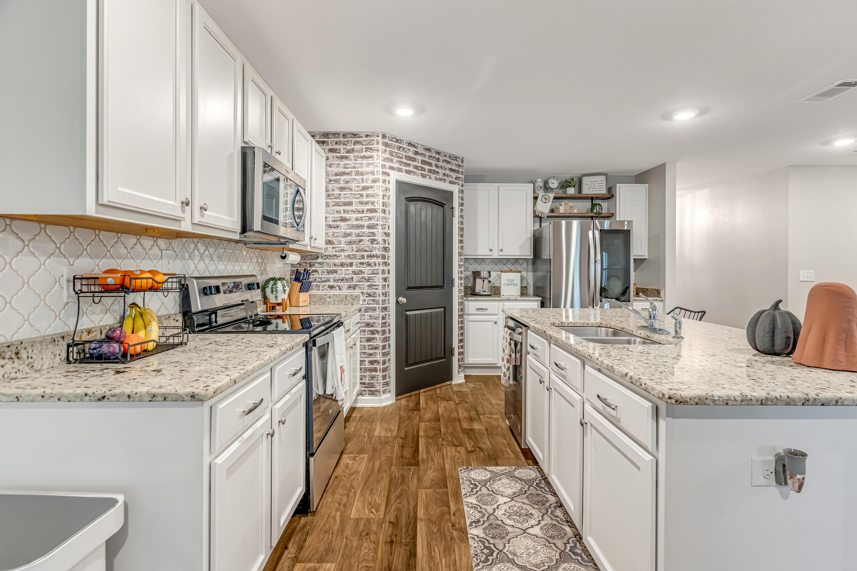 Redstone Commons Community - Residential