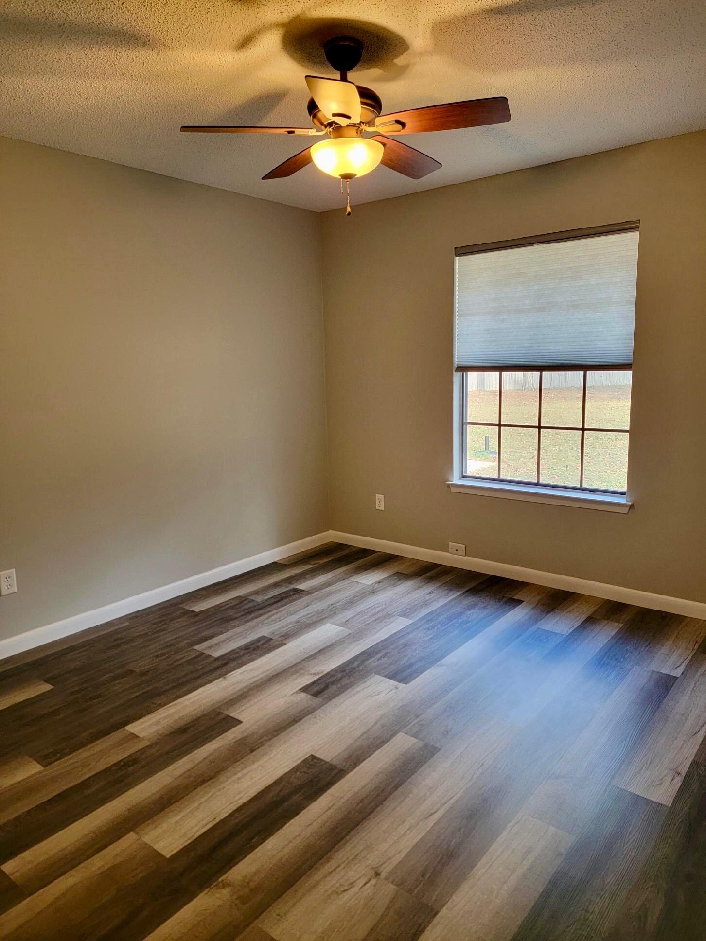 PINEWOOD ESTATES 2 - Residential