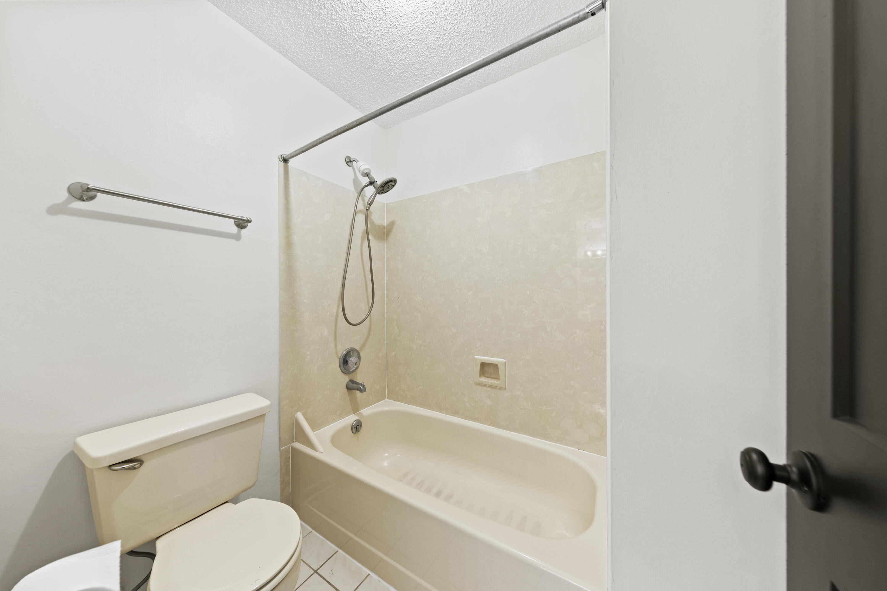 PINEWOOD ESTATES 2 - Residential