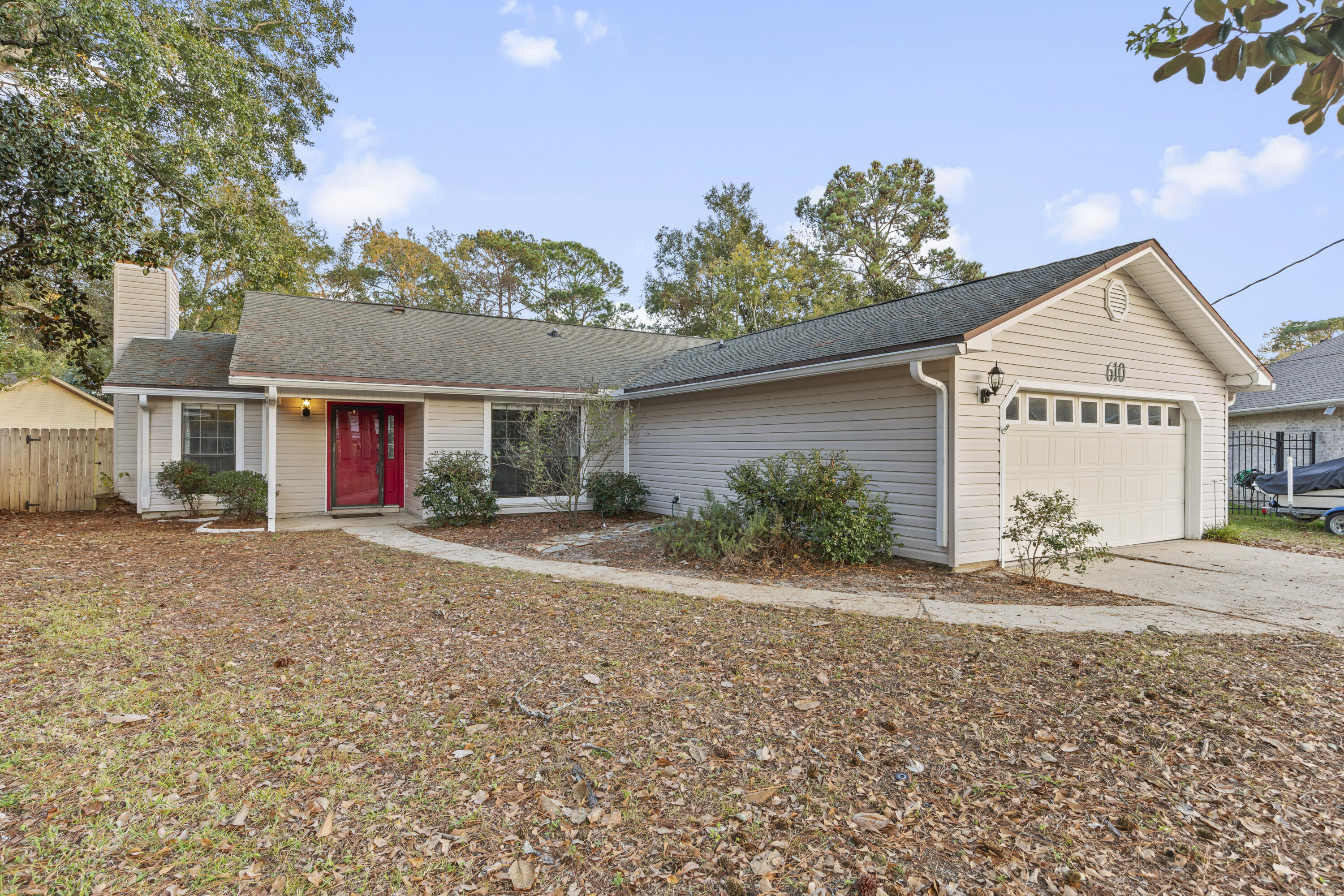 PINEWOOD ESTATES 2 - Residential