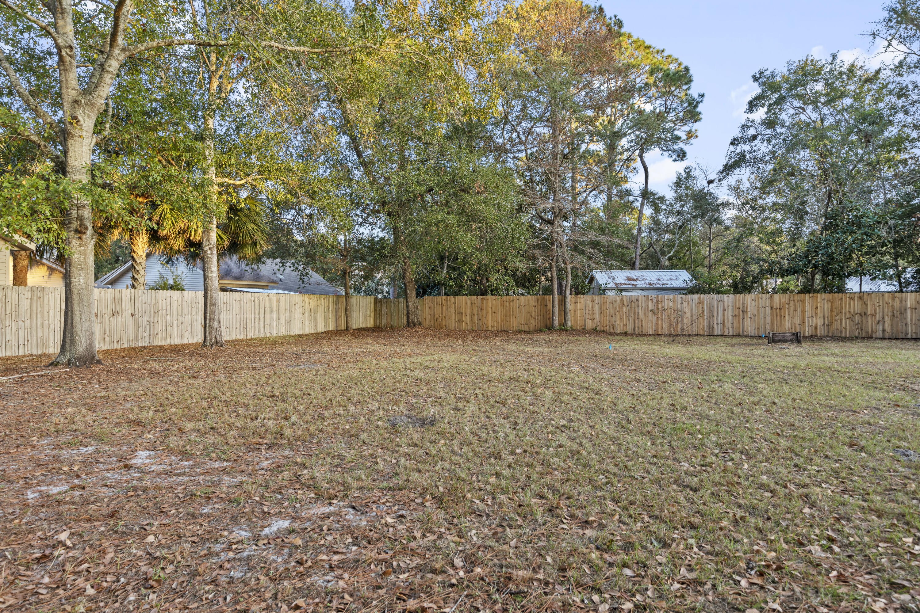 PINEWOOD ESTATES 2 - Residential