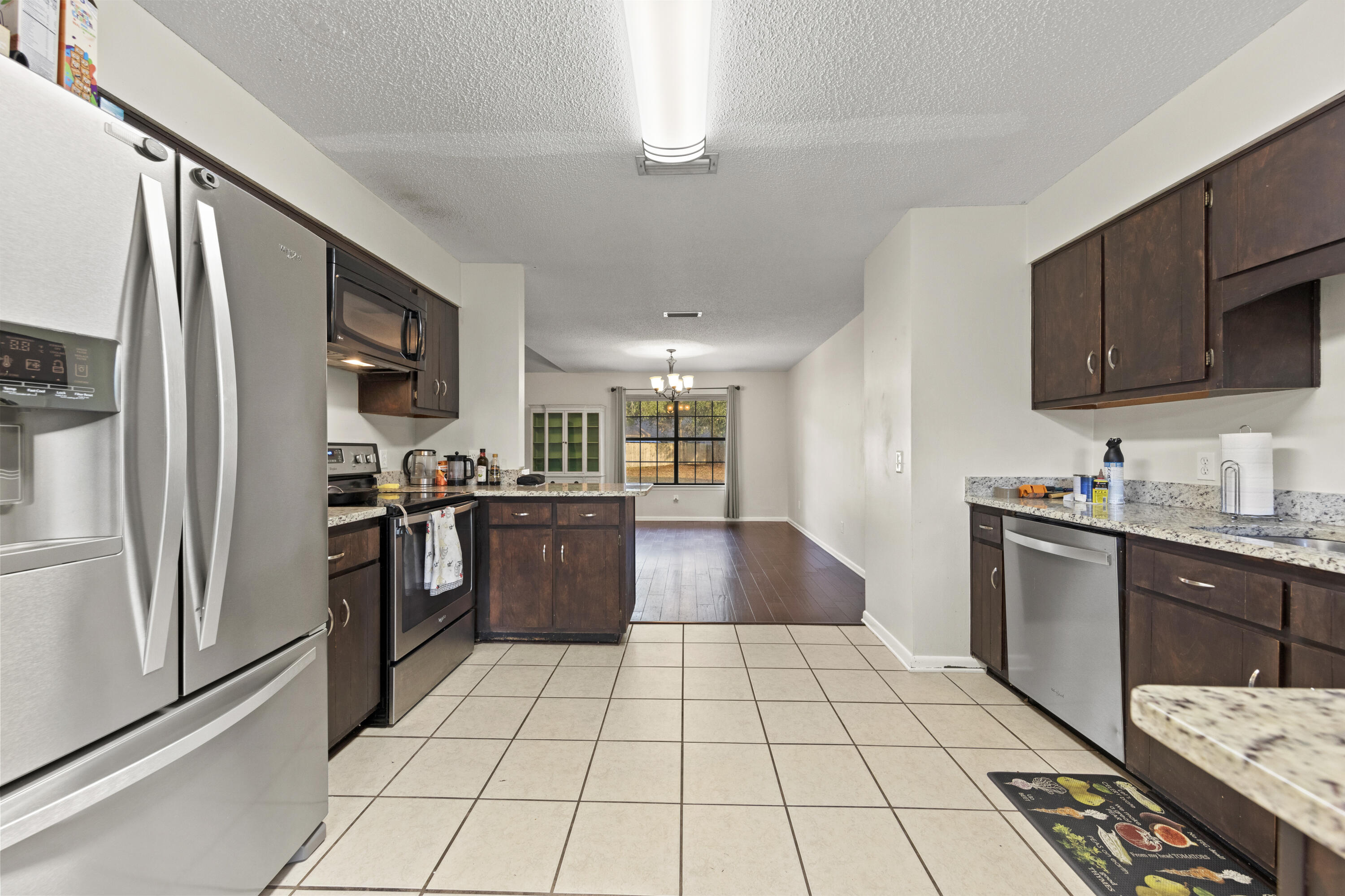 PINEWOOD ESTATES 2 - Residential