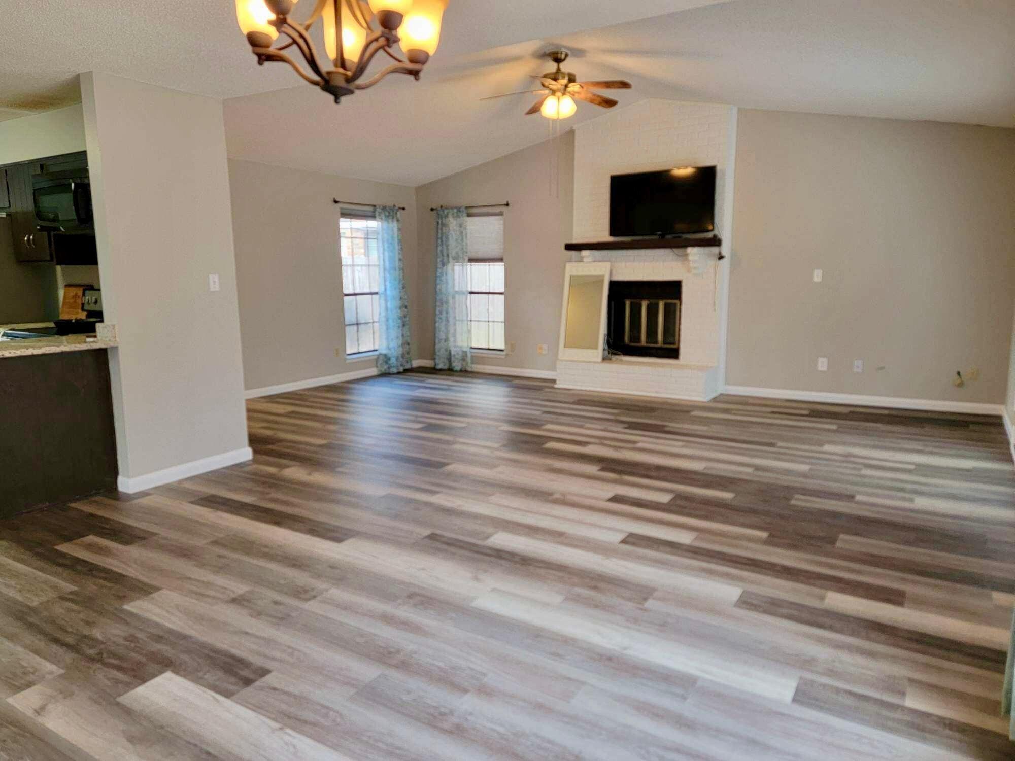 PINEWOOD ESTATES 2 - Residential