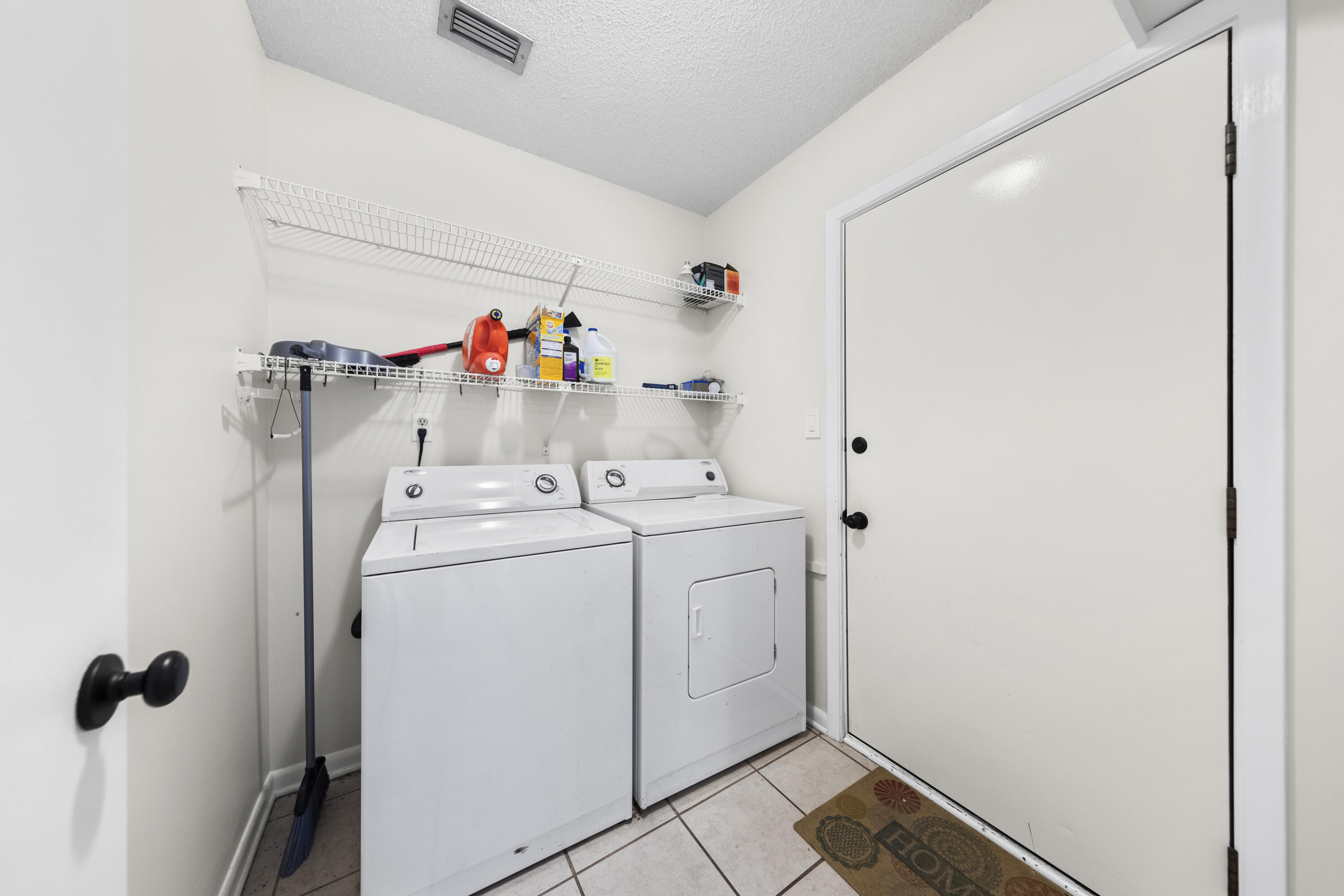 PINEWOOD ESTATES 2 - Residential