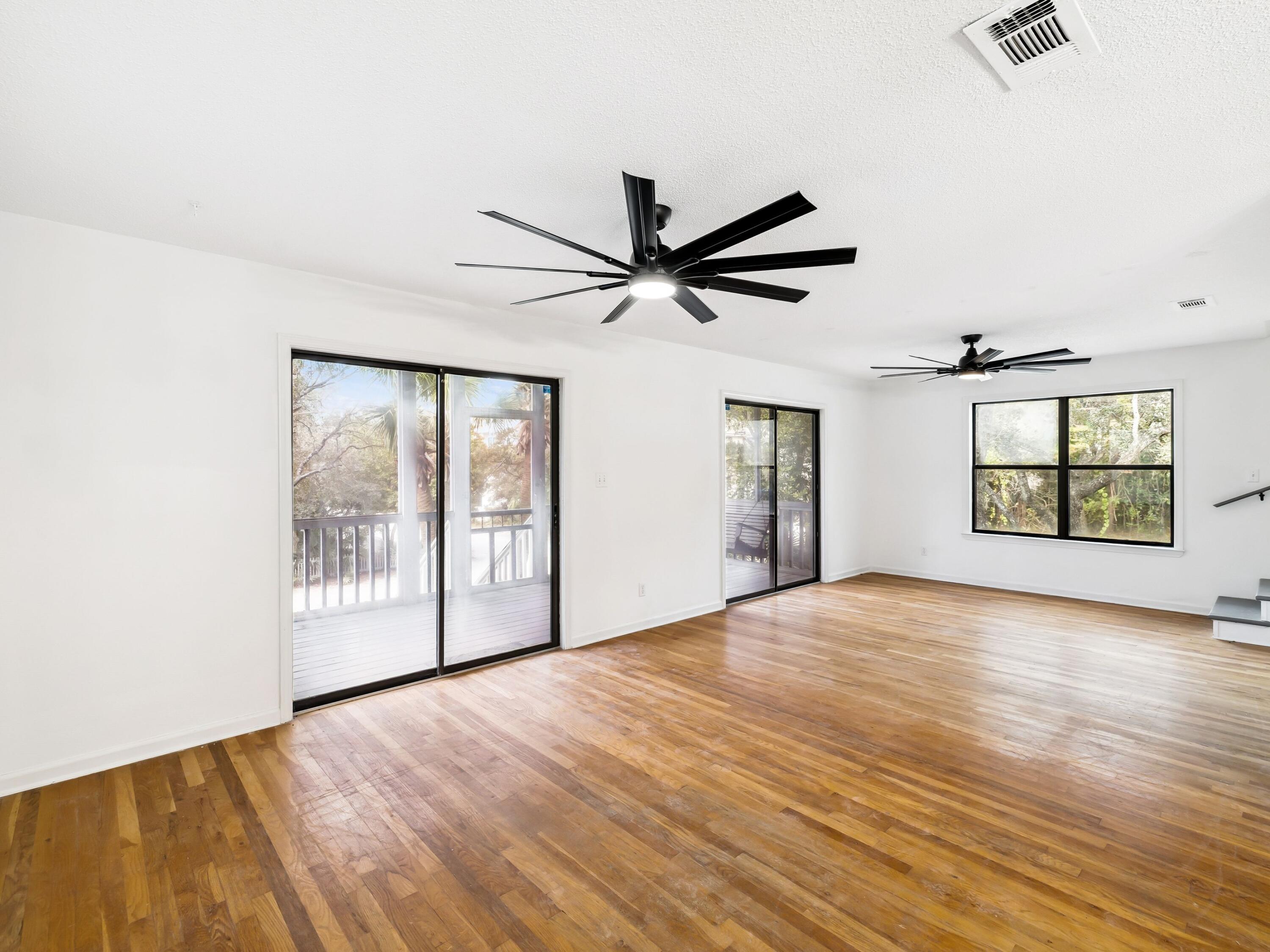 SEAGROVE 1ST ADDN - Residential