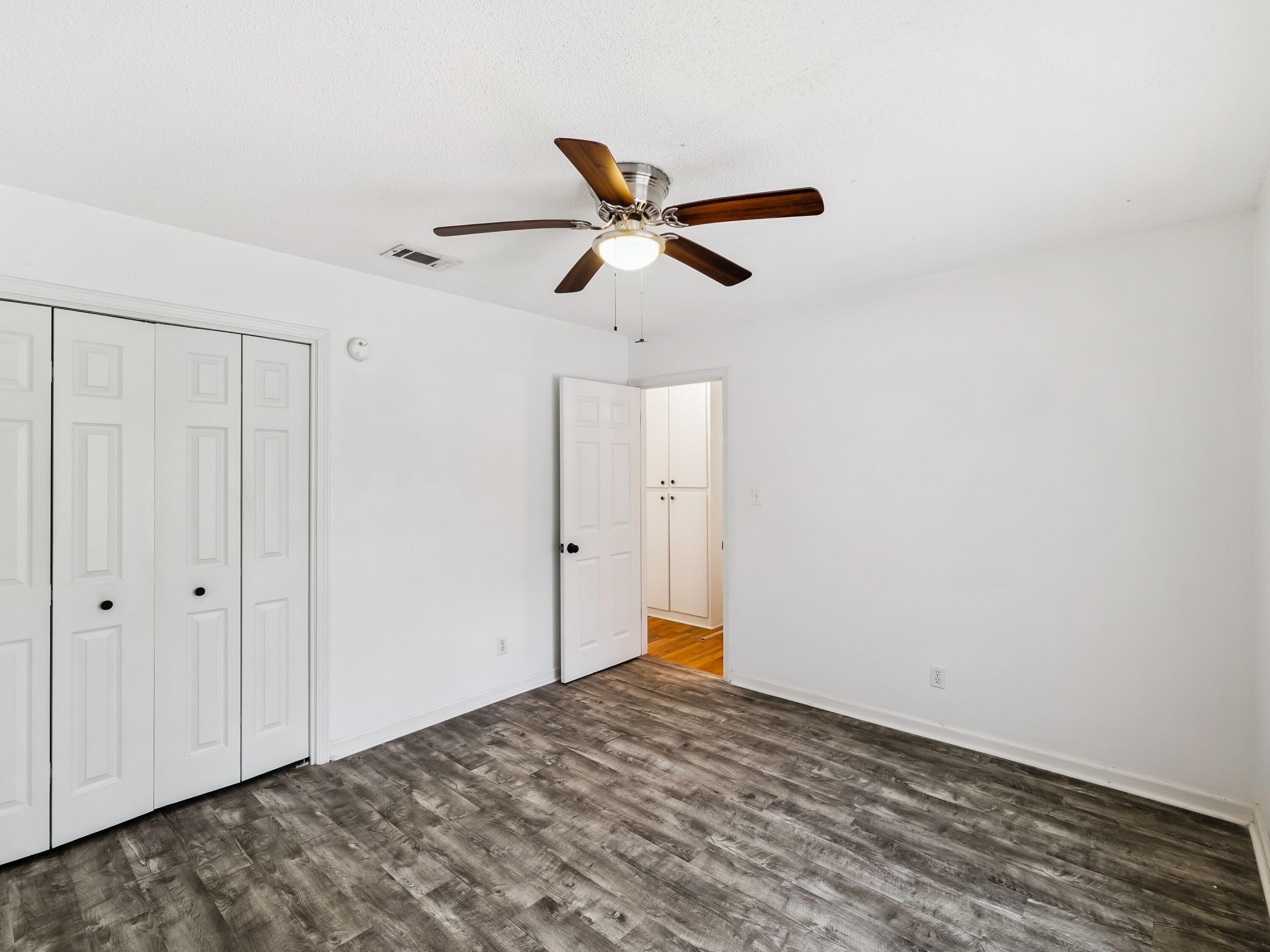 SEAGROVE 1ST ADDN - Residential