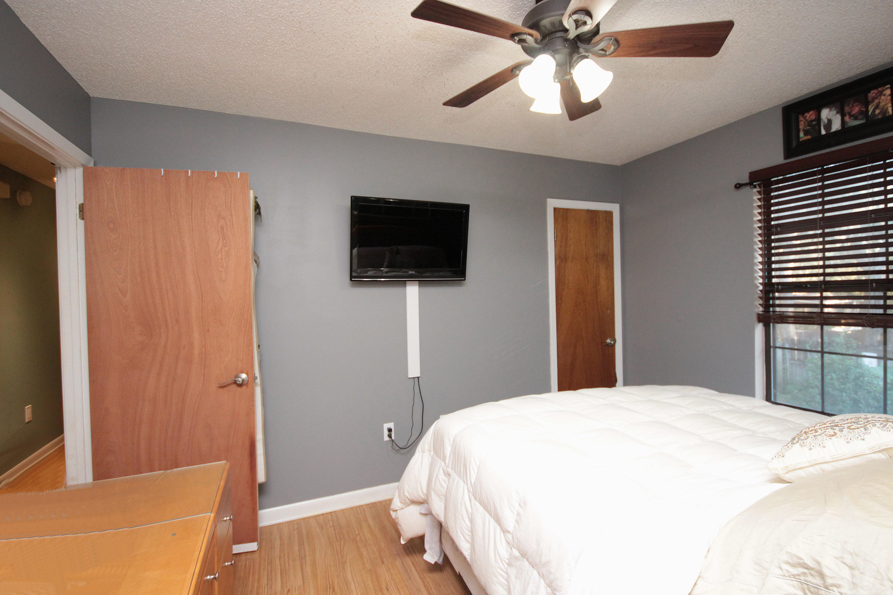 HELMS & ALLEN - Residential