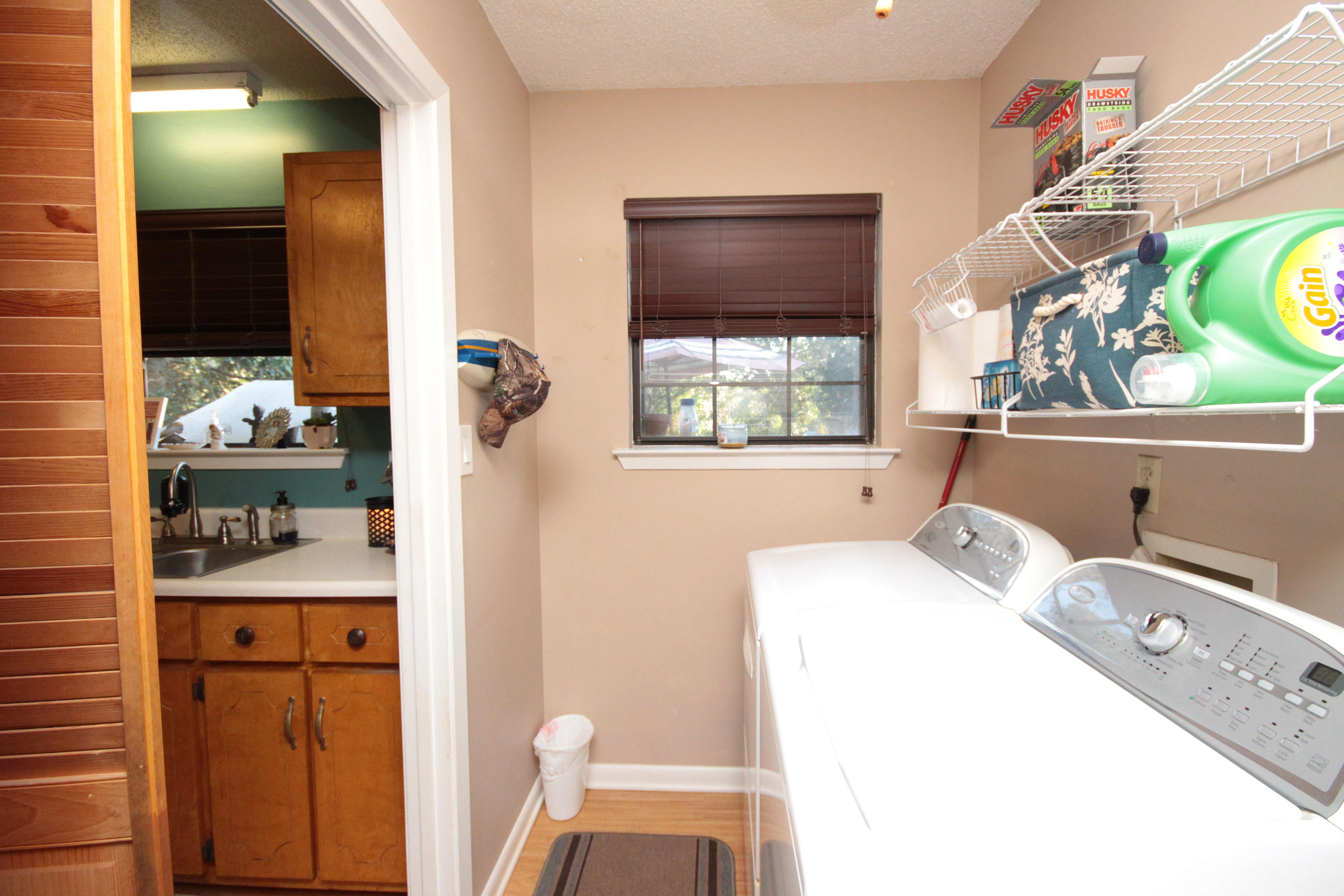 HELMS & ALLEN - Residential