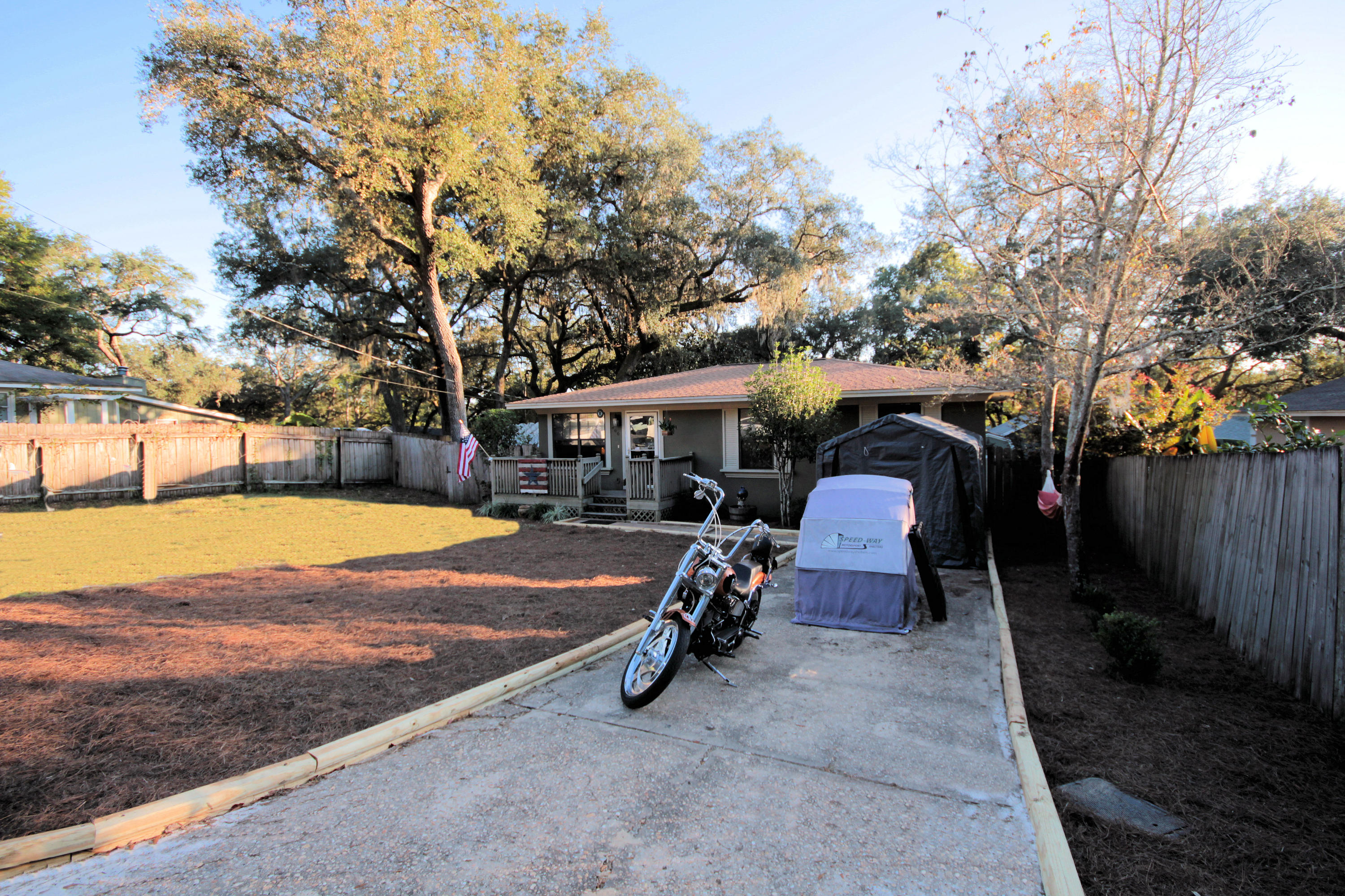 HELMS & ALLEN - Residential