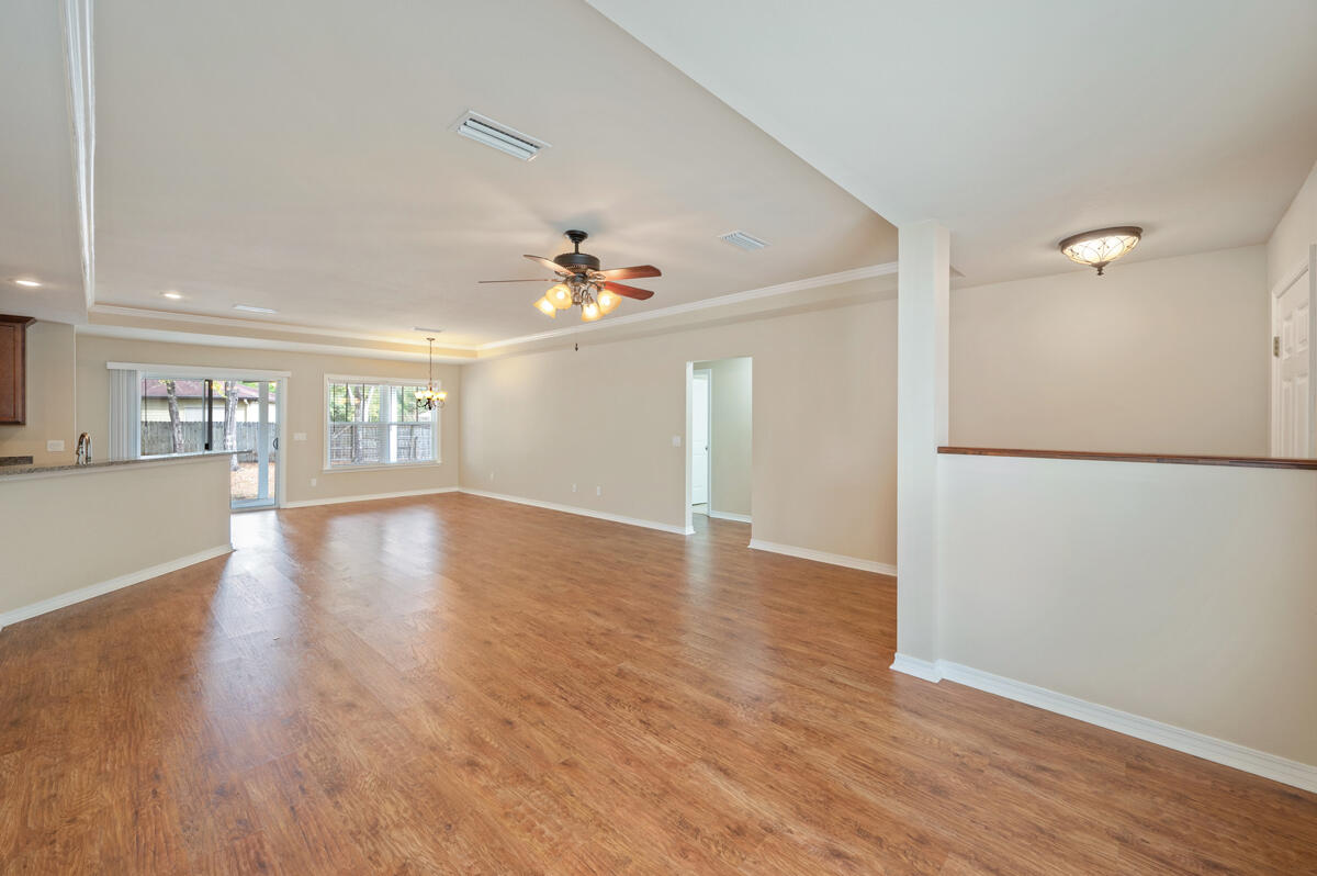 HUNTERS RIDGE - Residential