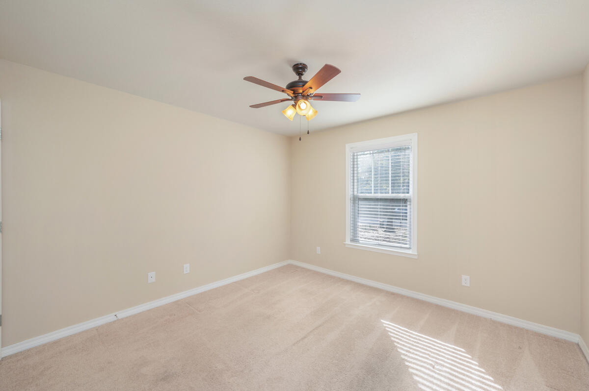 HUNTERS RIDGE - Residential