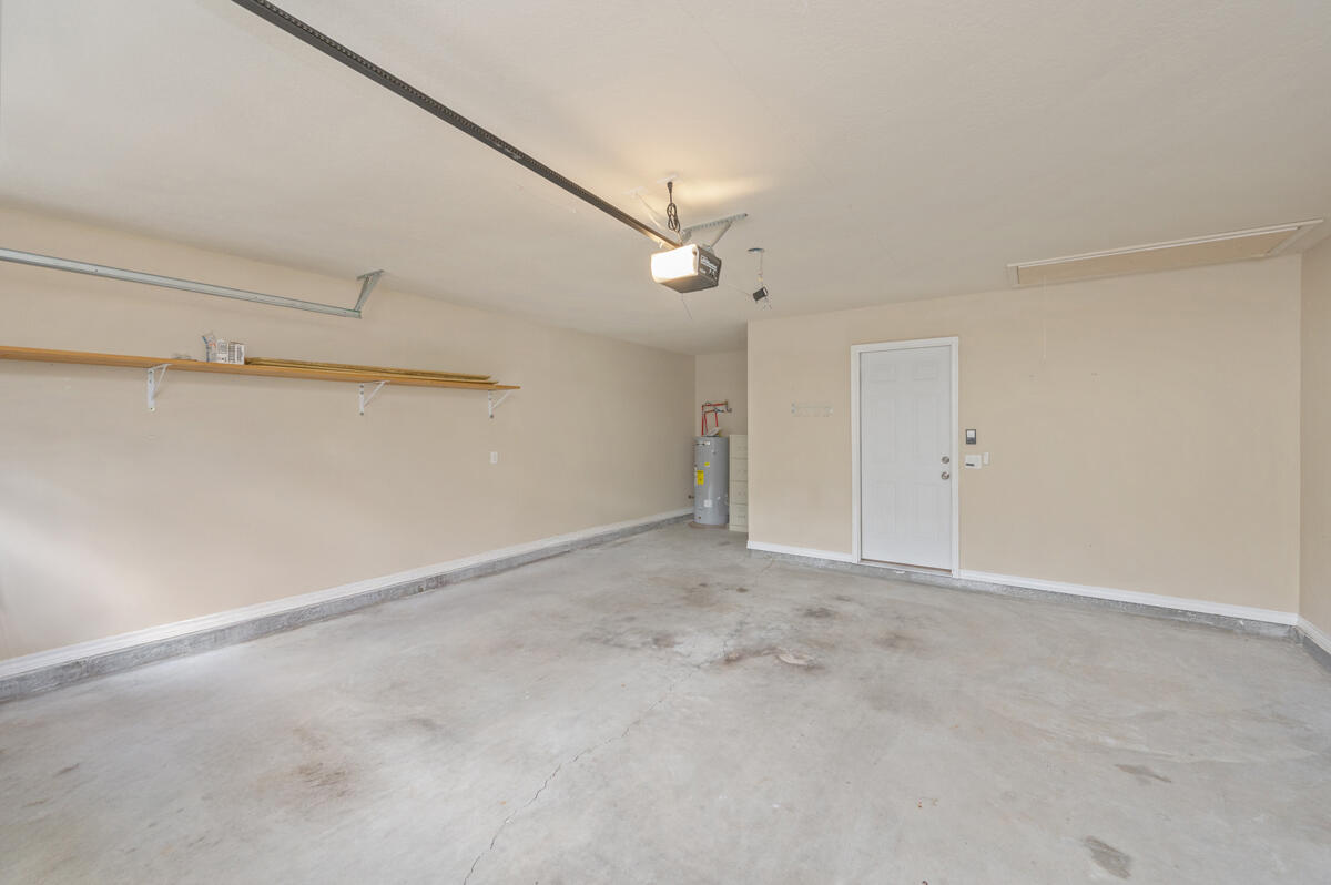 HUNTERS RIDGE - Residential