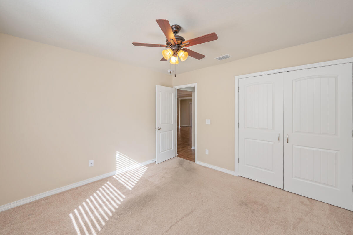 HUNTERS RIDGE - Residential