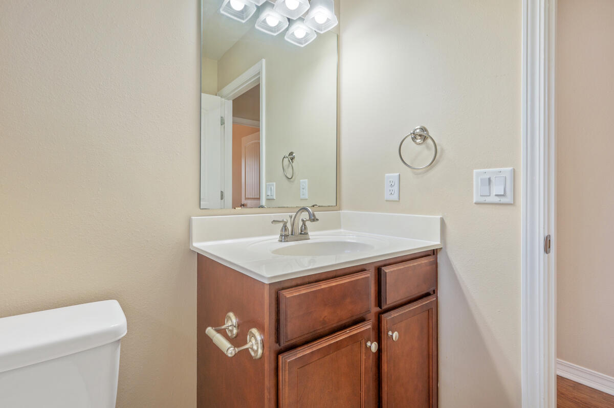 HUNTERS RIDGE - Residential