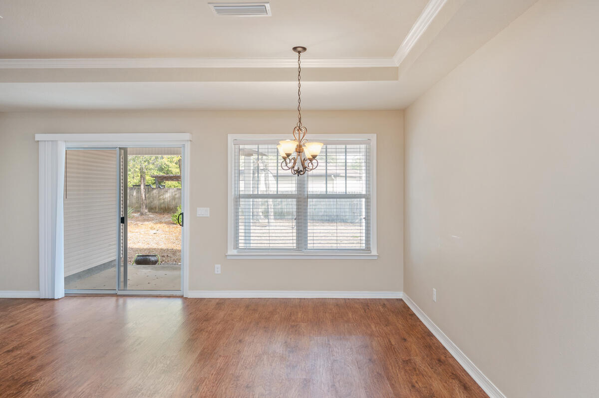 HUNTERS RIDGE - Residential