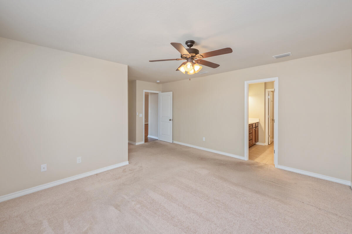 HUNTERS RIDGE - Residential