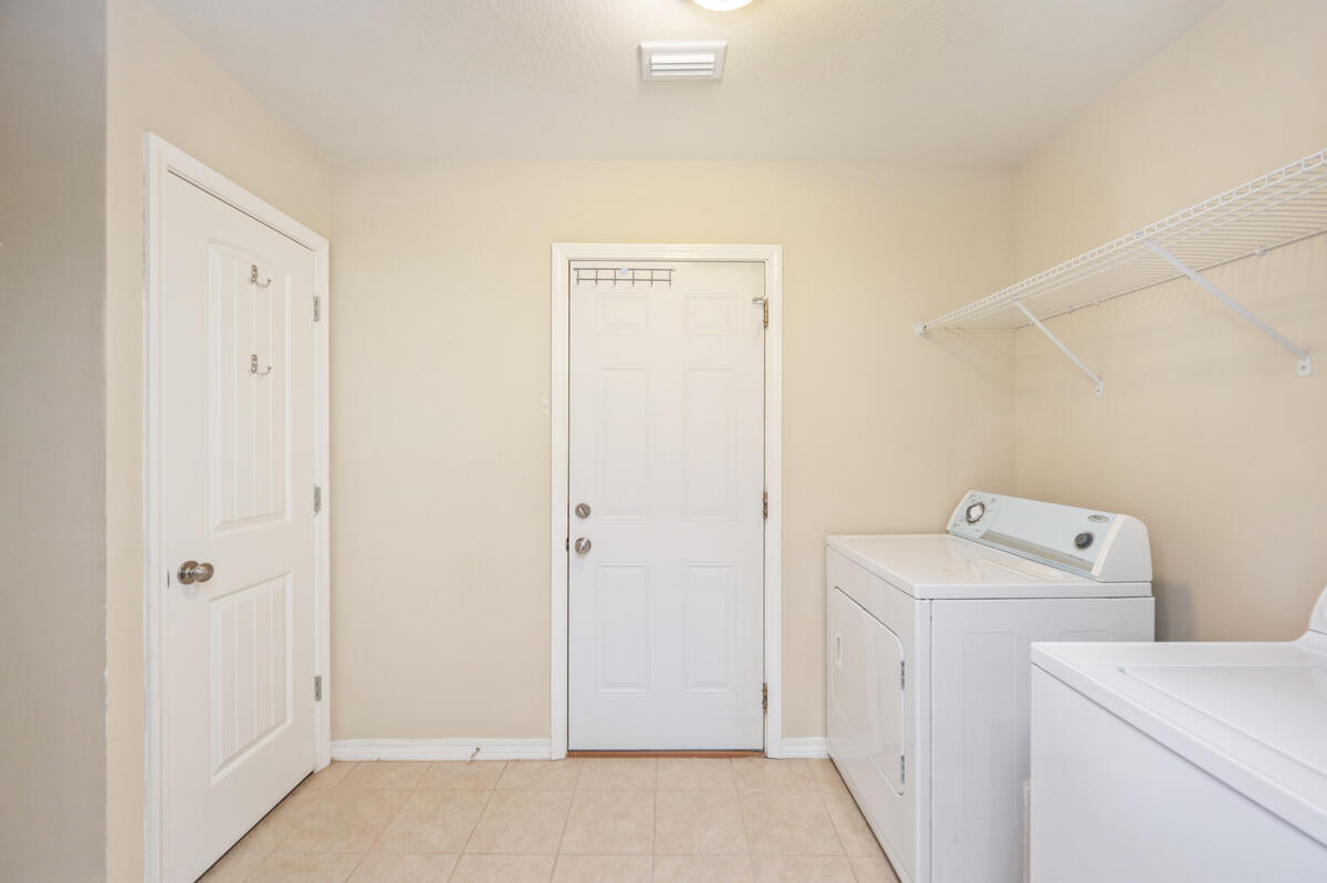 HUNTERS RIDGE - Residential