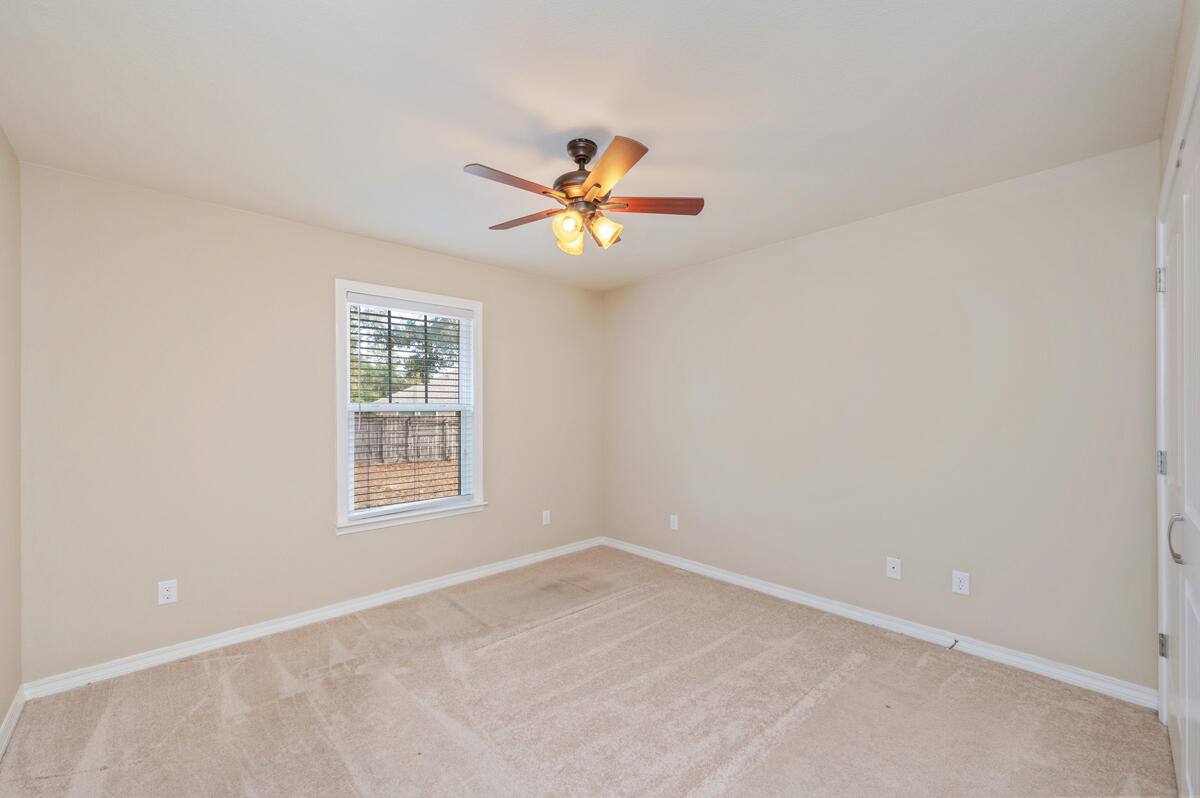 HUNTERS RIDGE - Residential