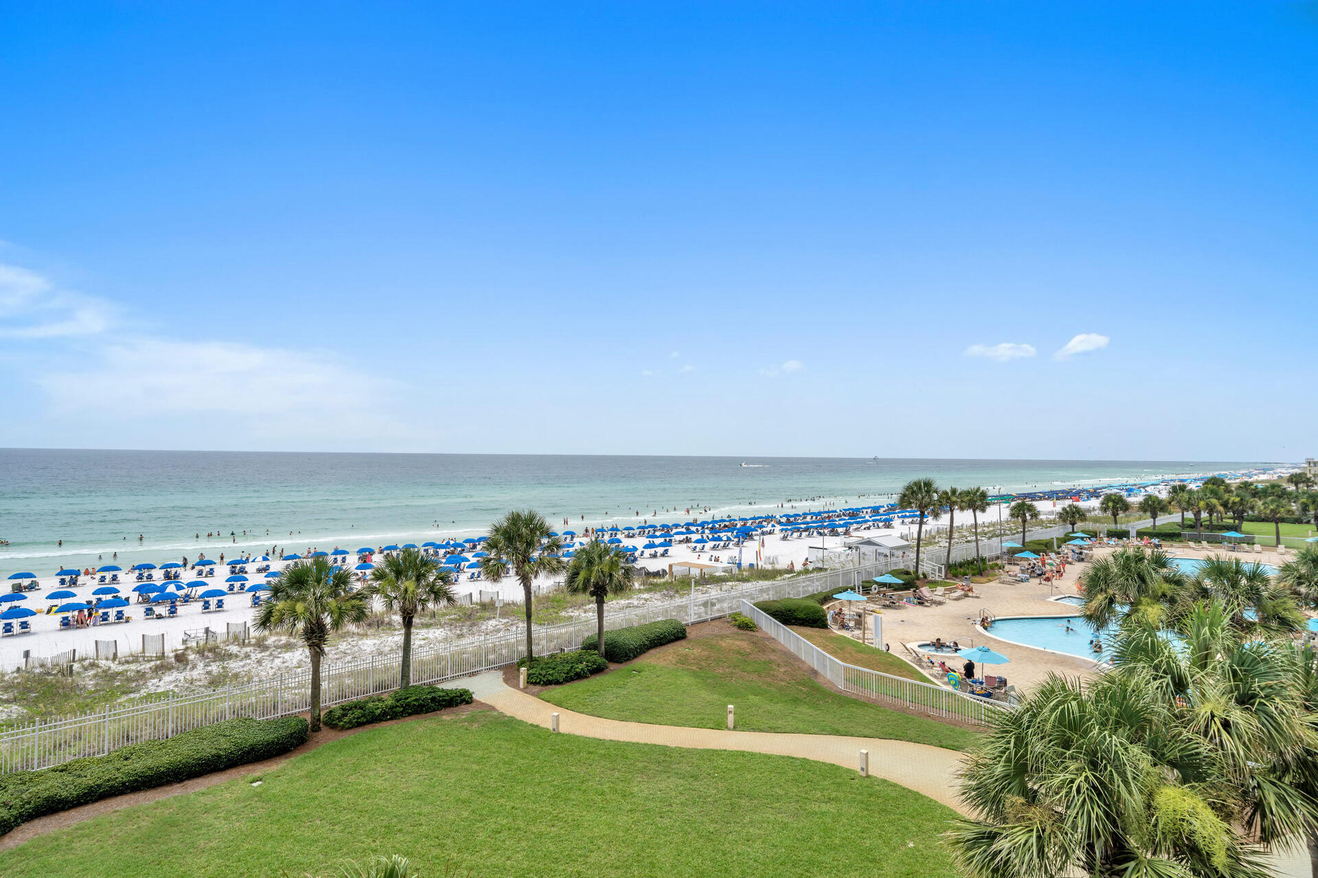 SILVER BEACH TOWERS - Residential