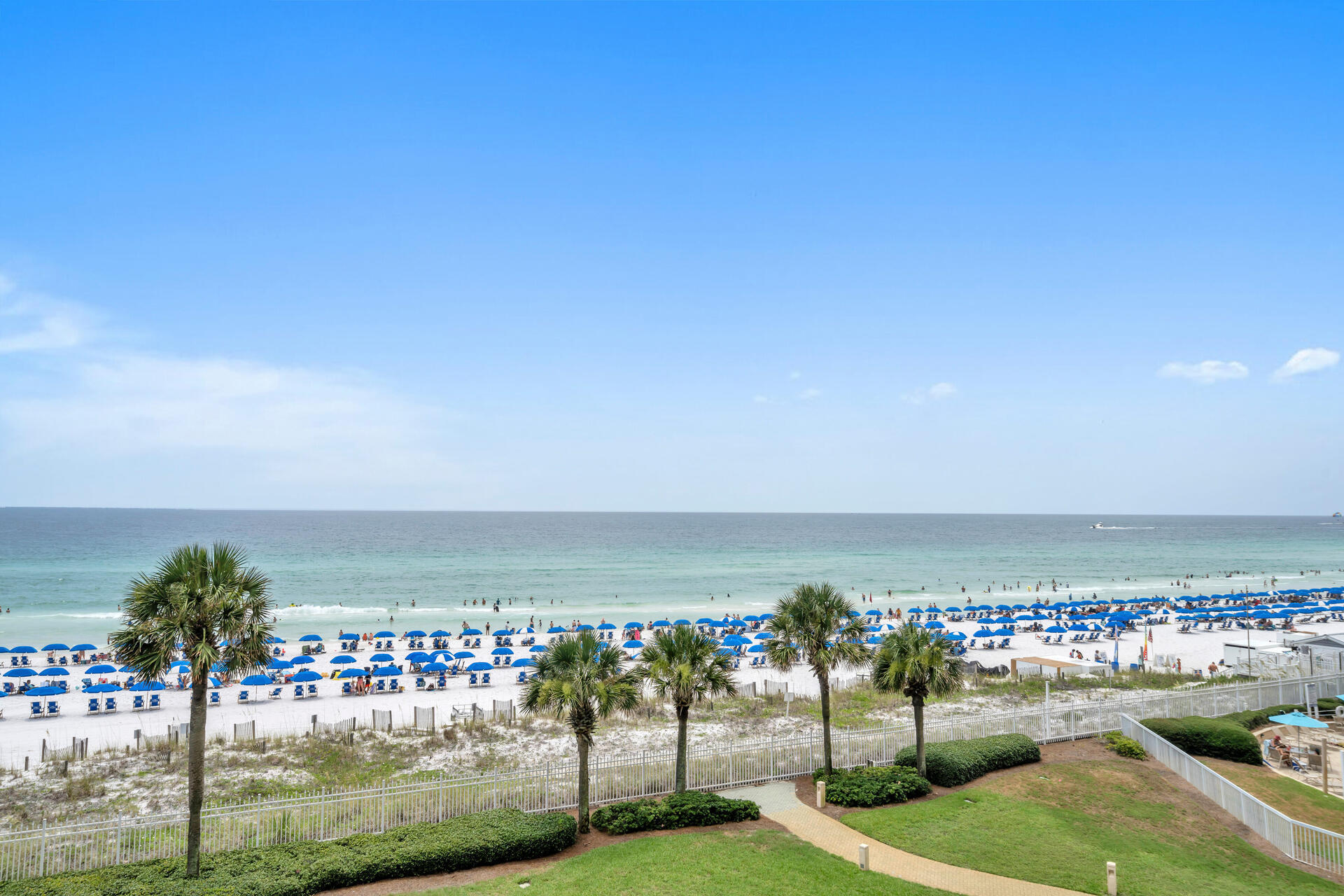 SILVER BEACH TOWERS - Residential