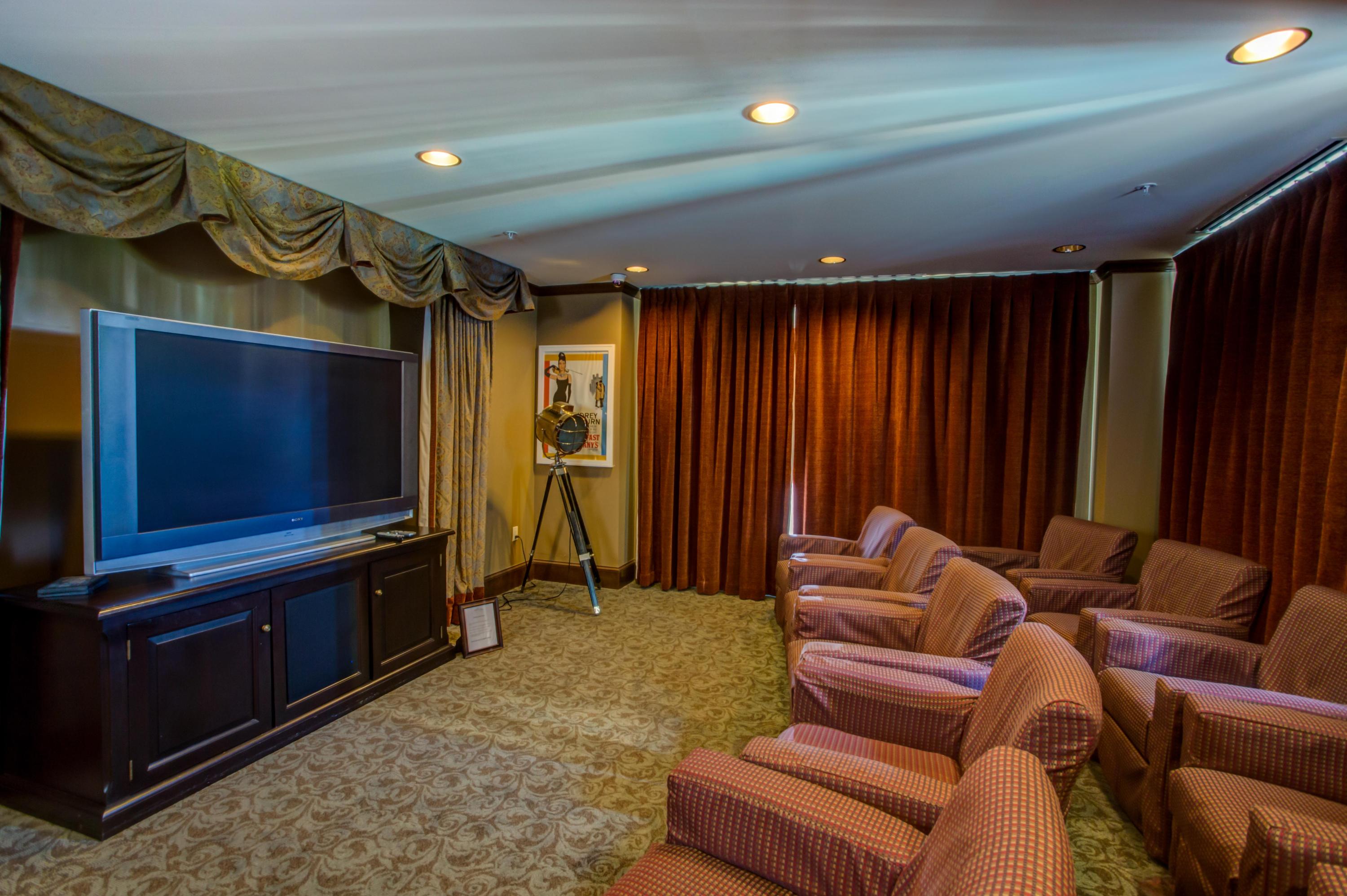 ONE WATER PLACE - Residential