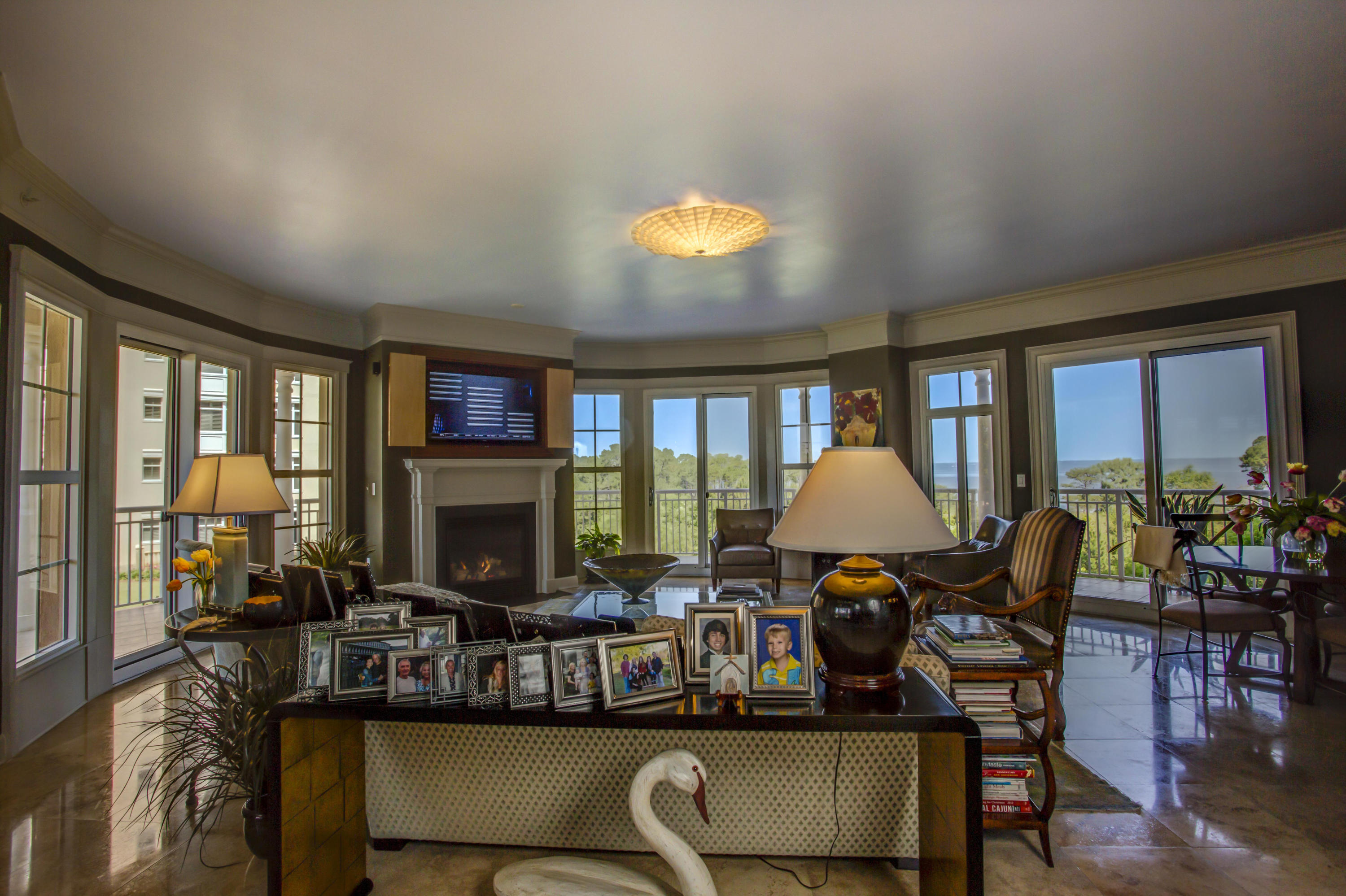 ONE WATER PLACE - Residential