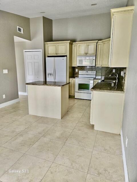 Skylark at the Hammocks, Miami, Fl 33186 - Residential Lease
