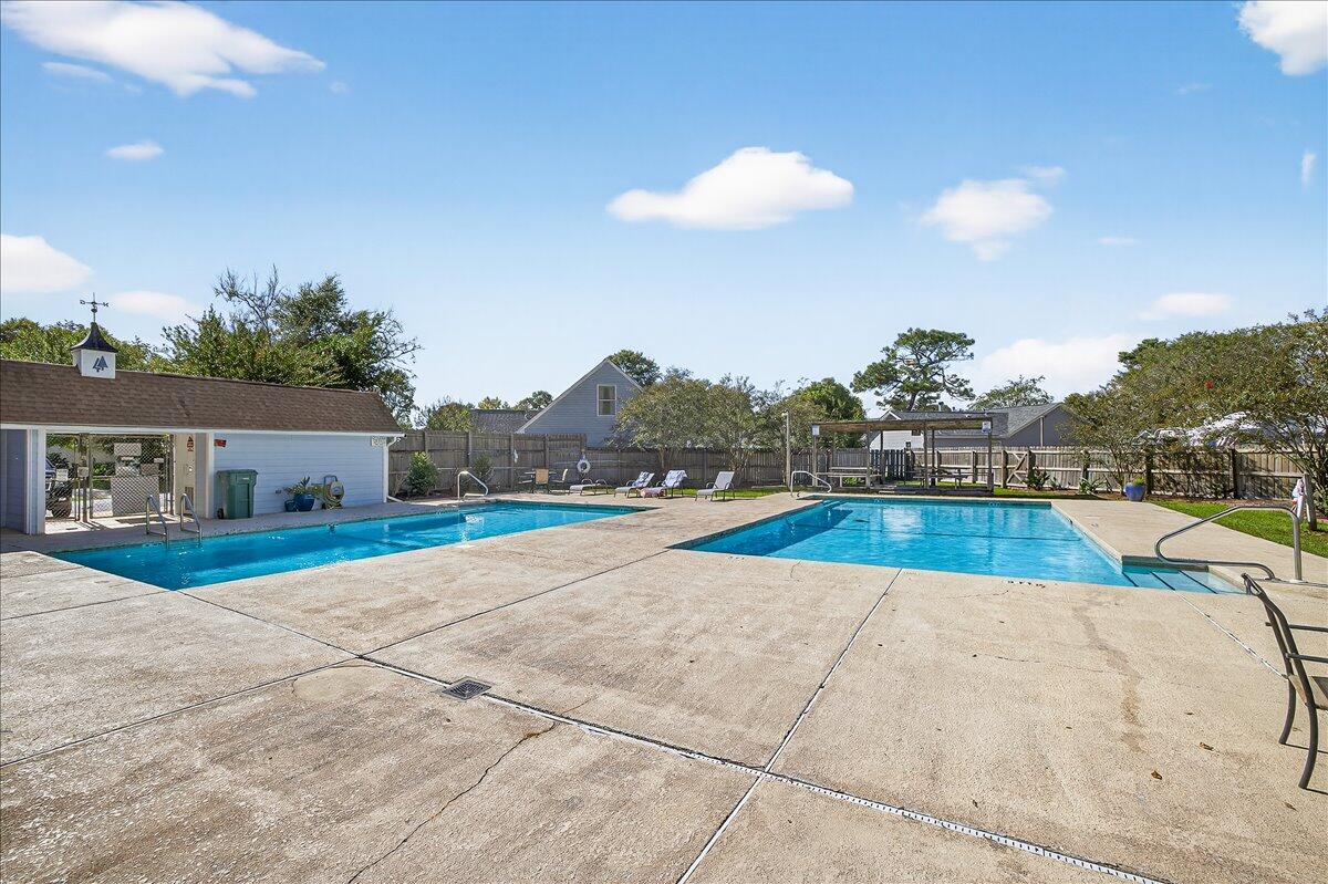 BLUE PINE VILLAGE AMENDED - Residential