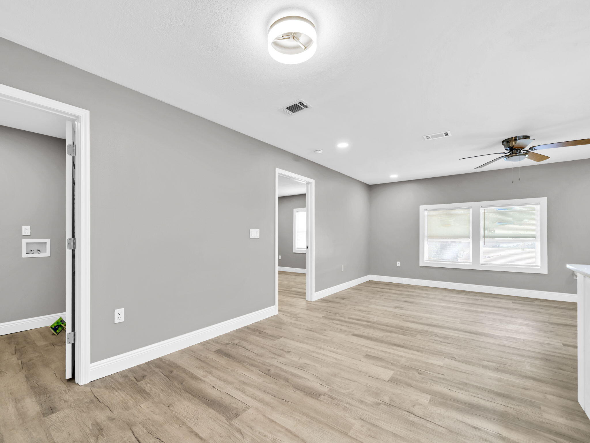 OAKLAND HEIGHTS - Residential