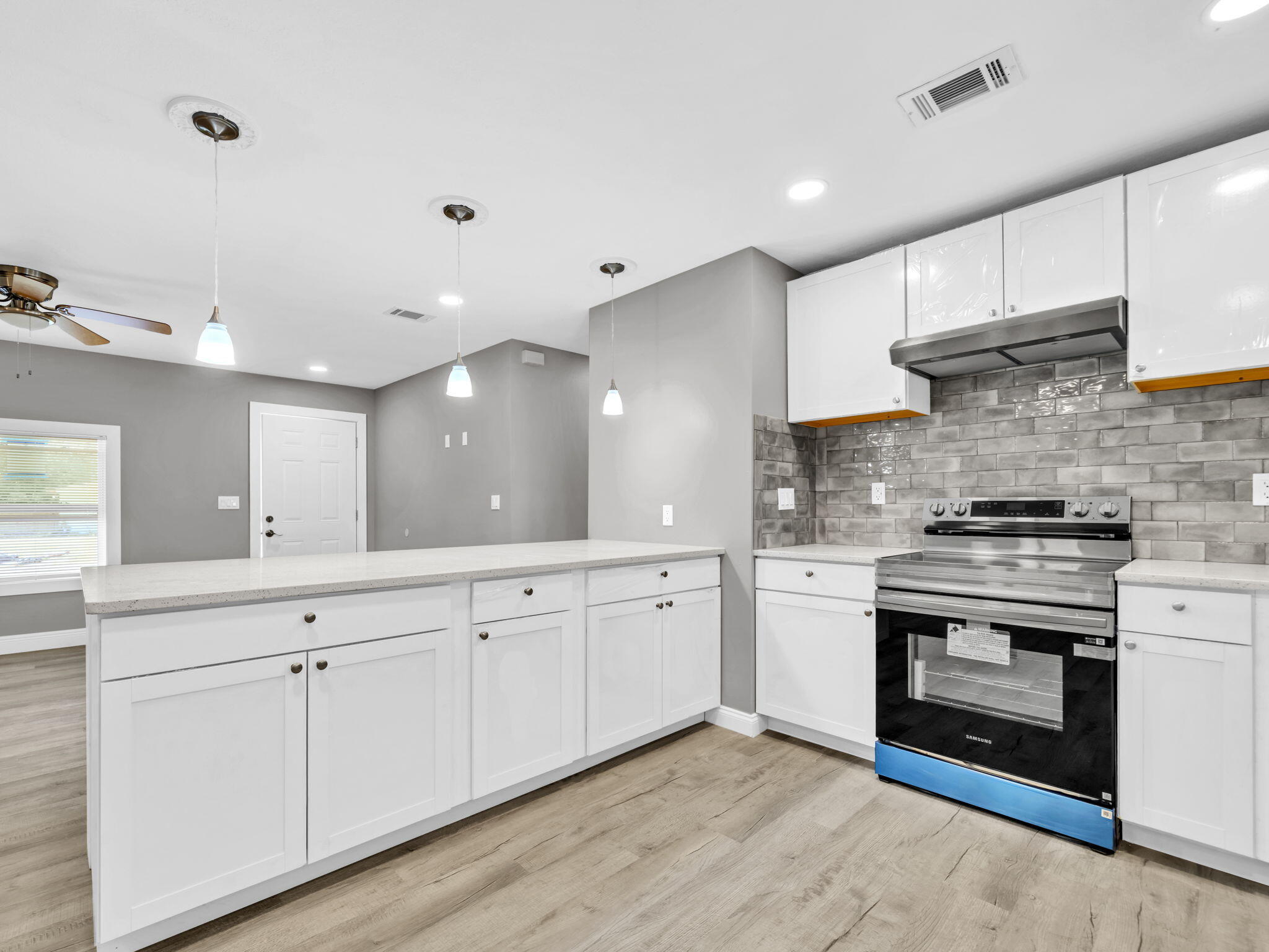 OAKLAND HEIGHTS - Residential