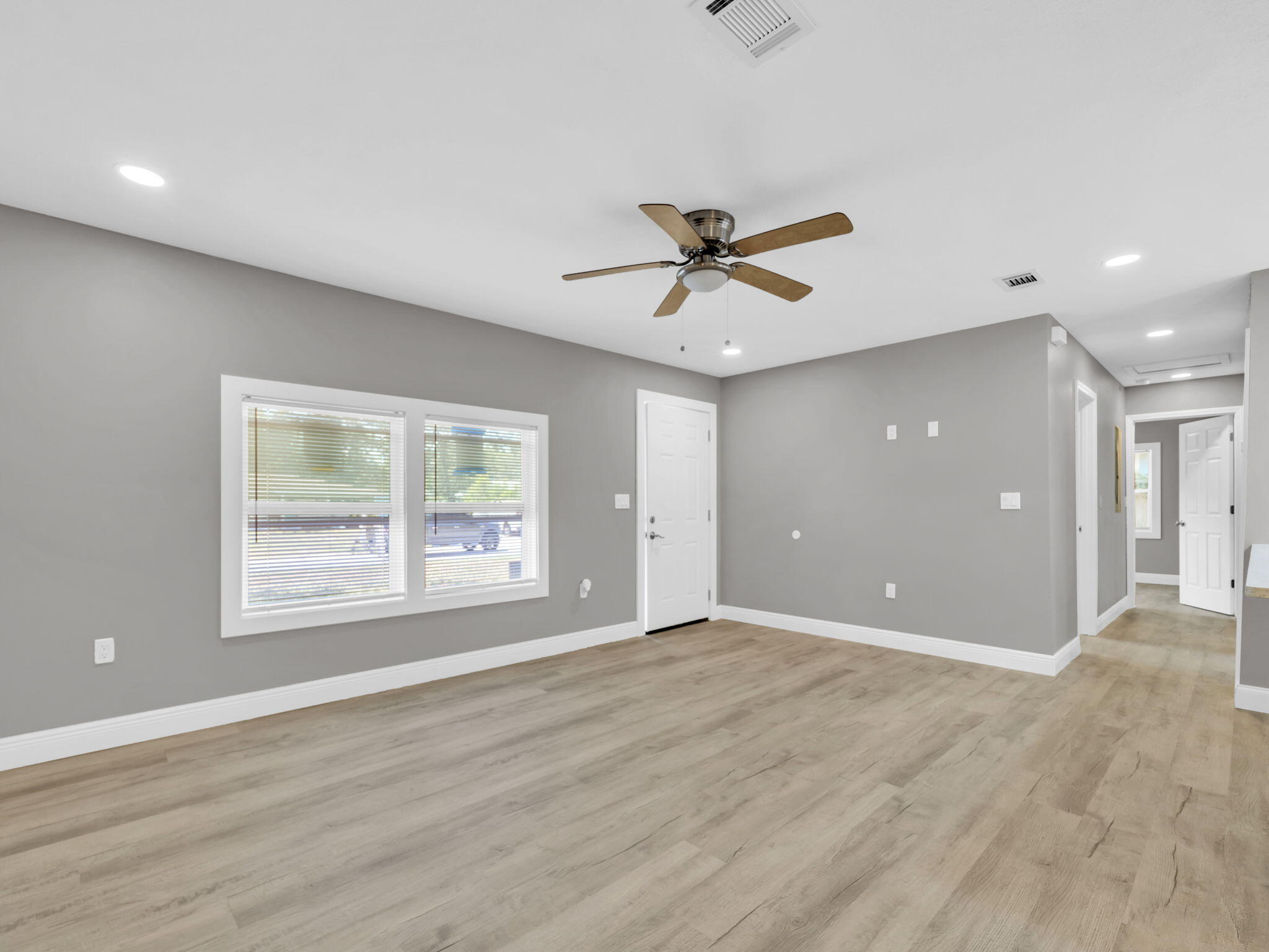 OAKLAND HEIGHTS - Residential