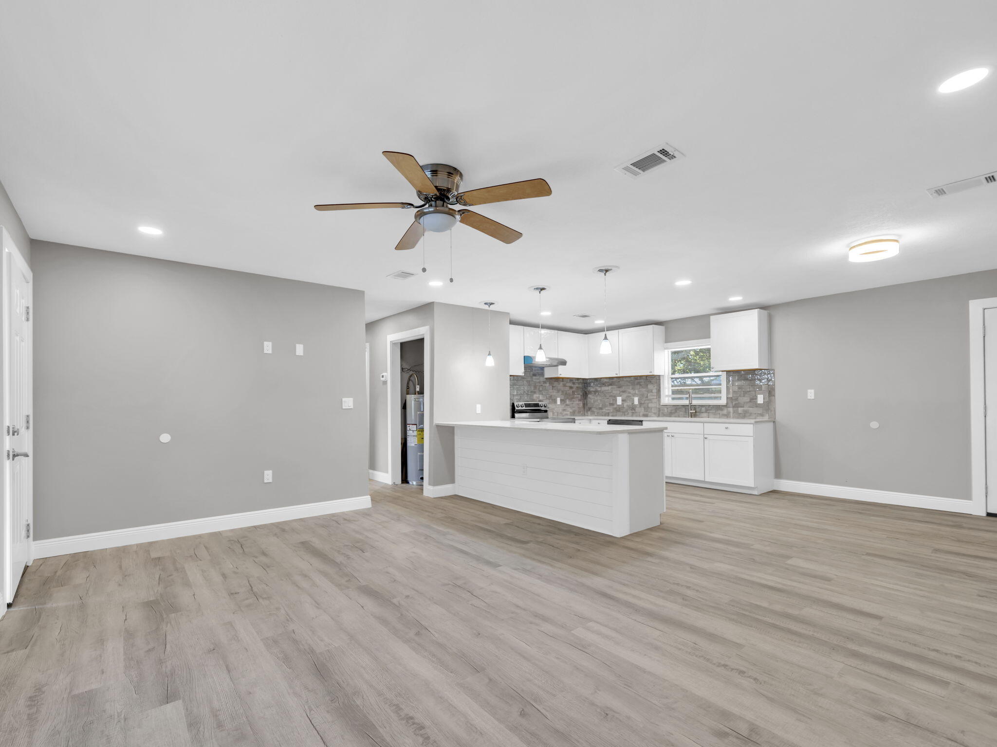 OAKLAND HEIGHTS - Residential