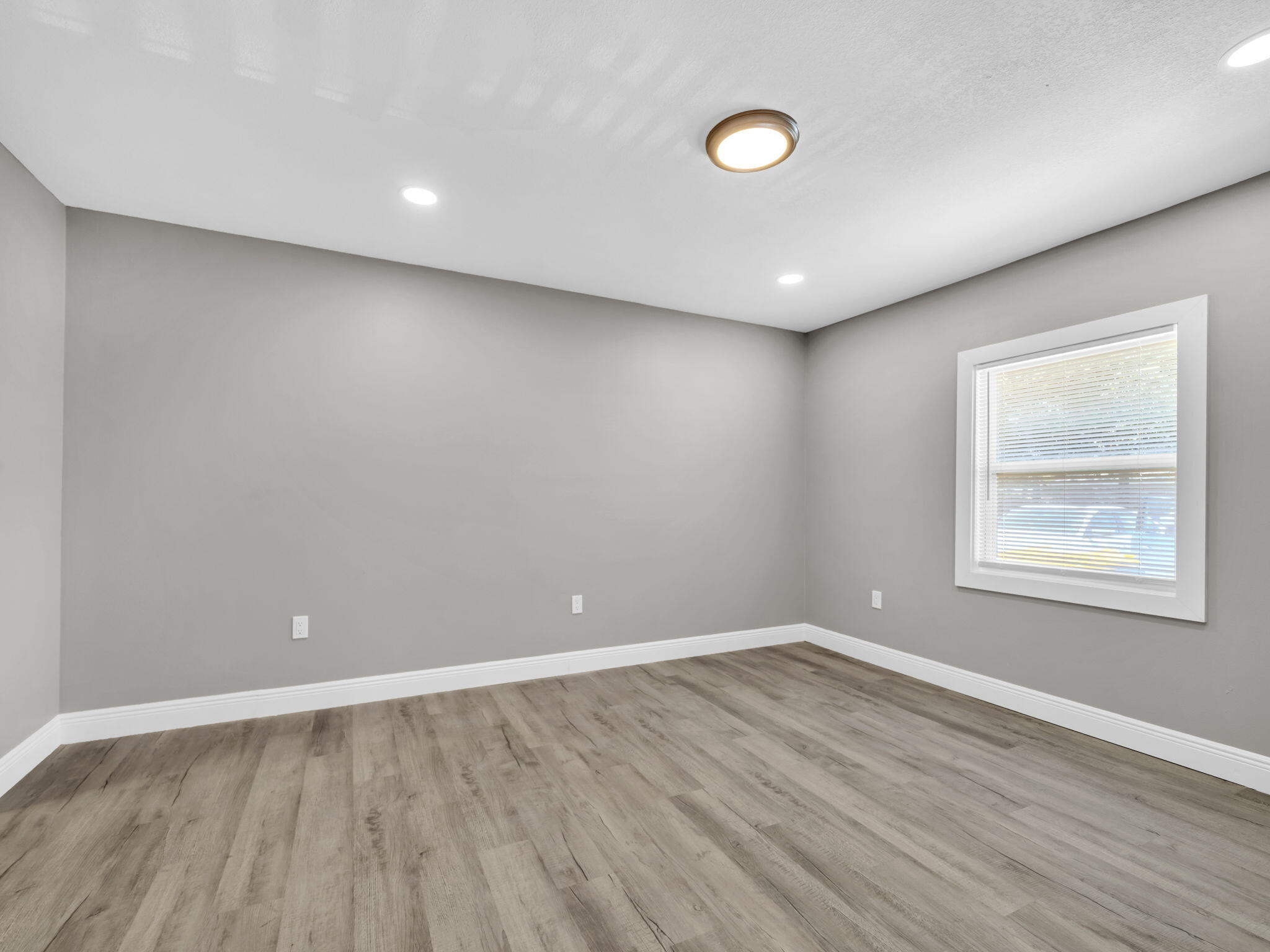 OAKLAND HEIGHTS - Residential