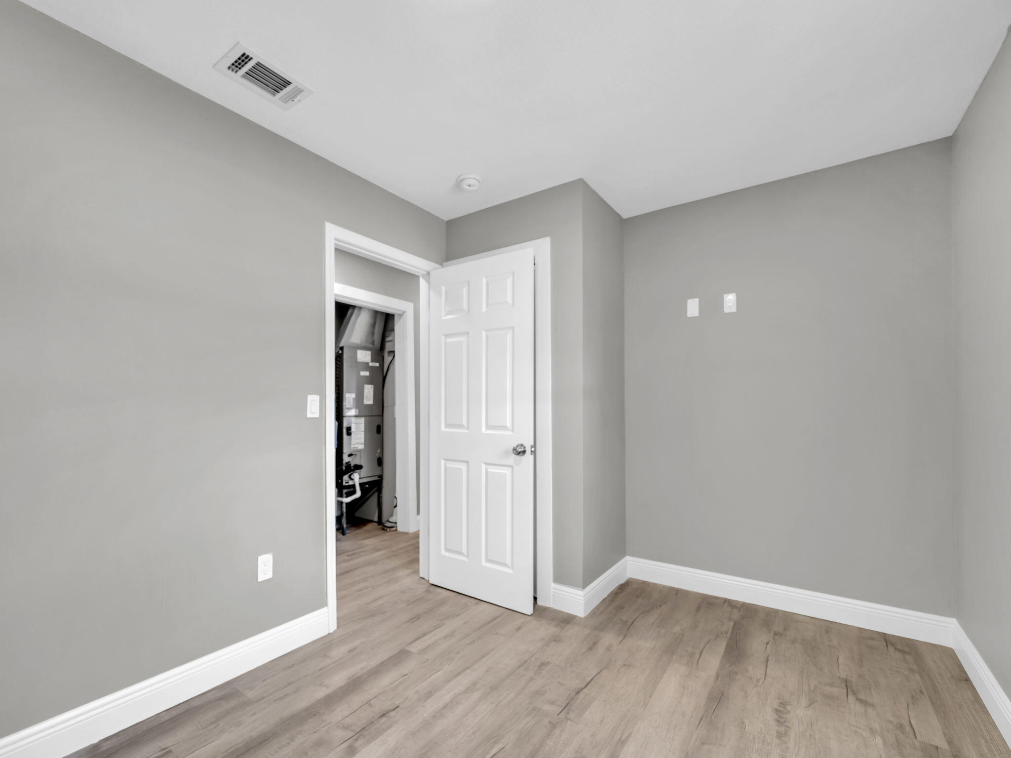 OAKLAND HEIGHTS - Residential