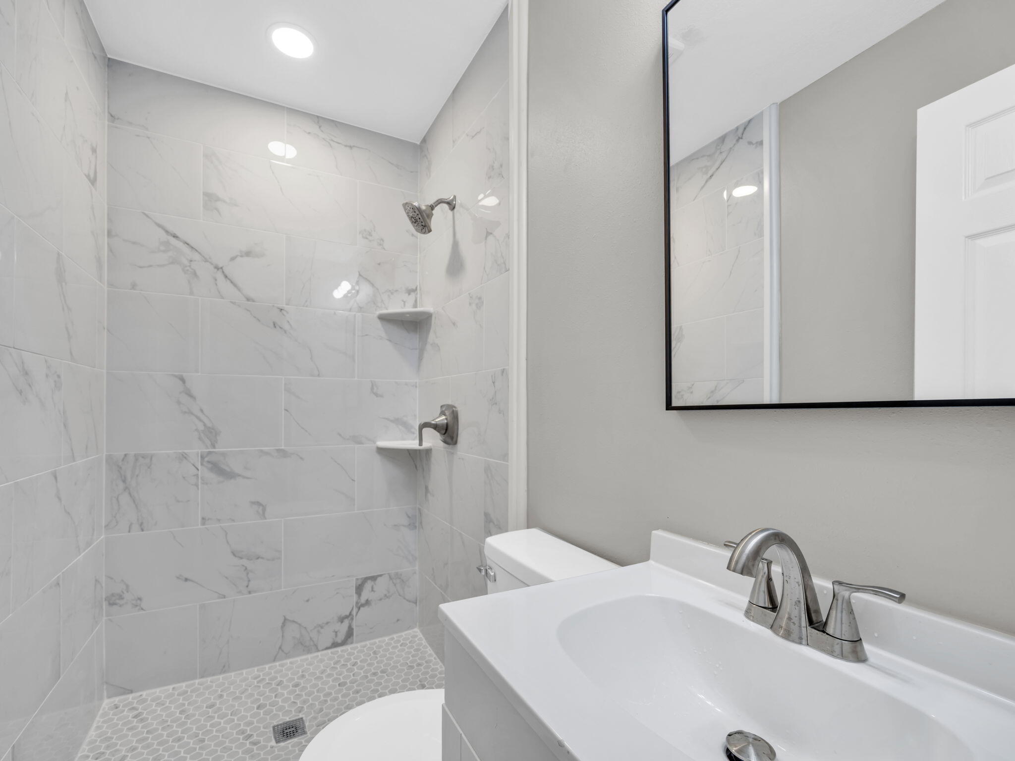 OAKLAND HEIGHTS - Residential